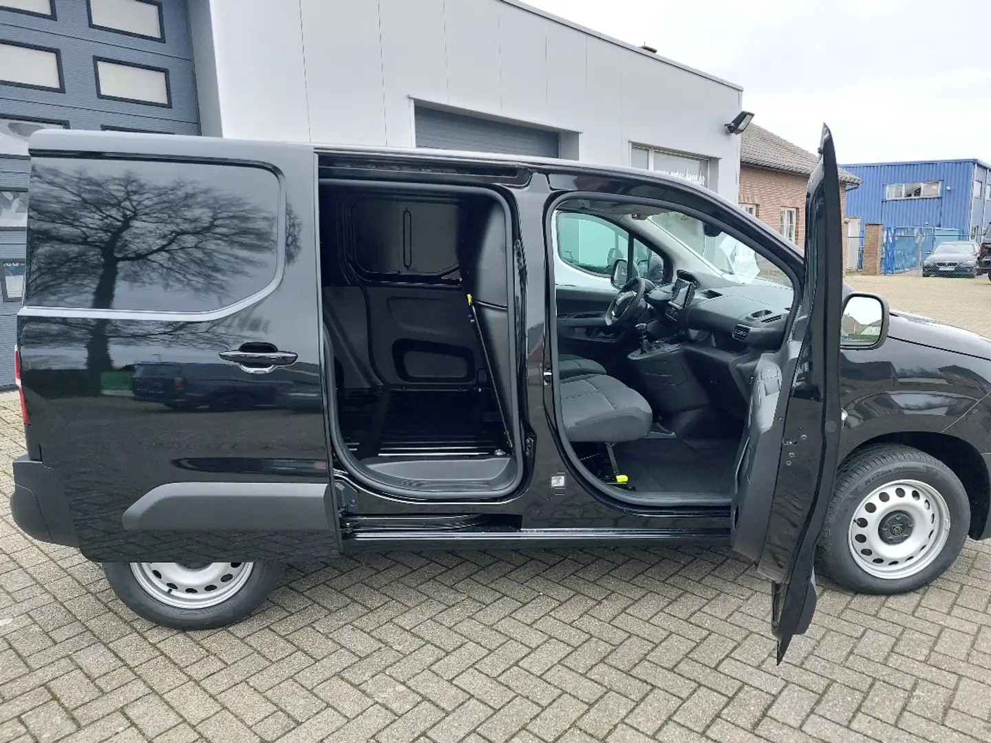 Peugeot Partner NEW 3pl lichte vracht 130pk camera 20490 ex btw Zwart - 2