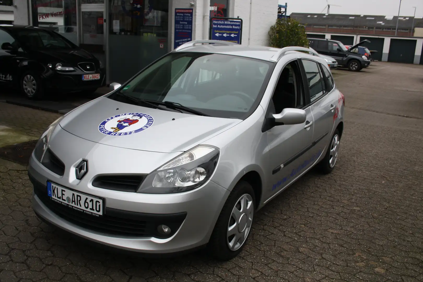Renault Clio TÜV & Inspektion NEU - Klimaanlage Grigio - 1