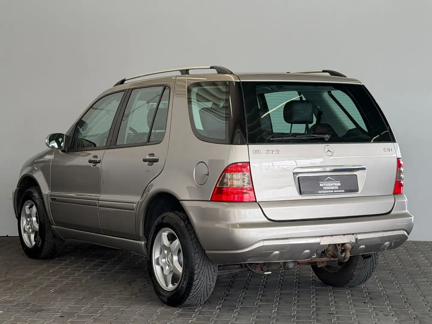 Mercedes-Benz ML 270 CDI Final Edition *3500 Kg Anhängelast* Grau - 2