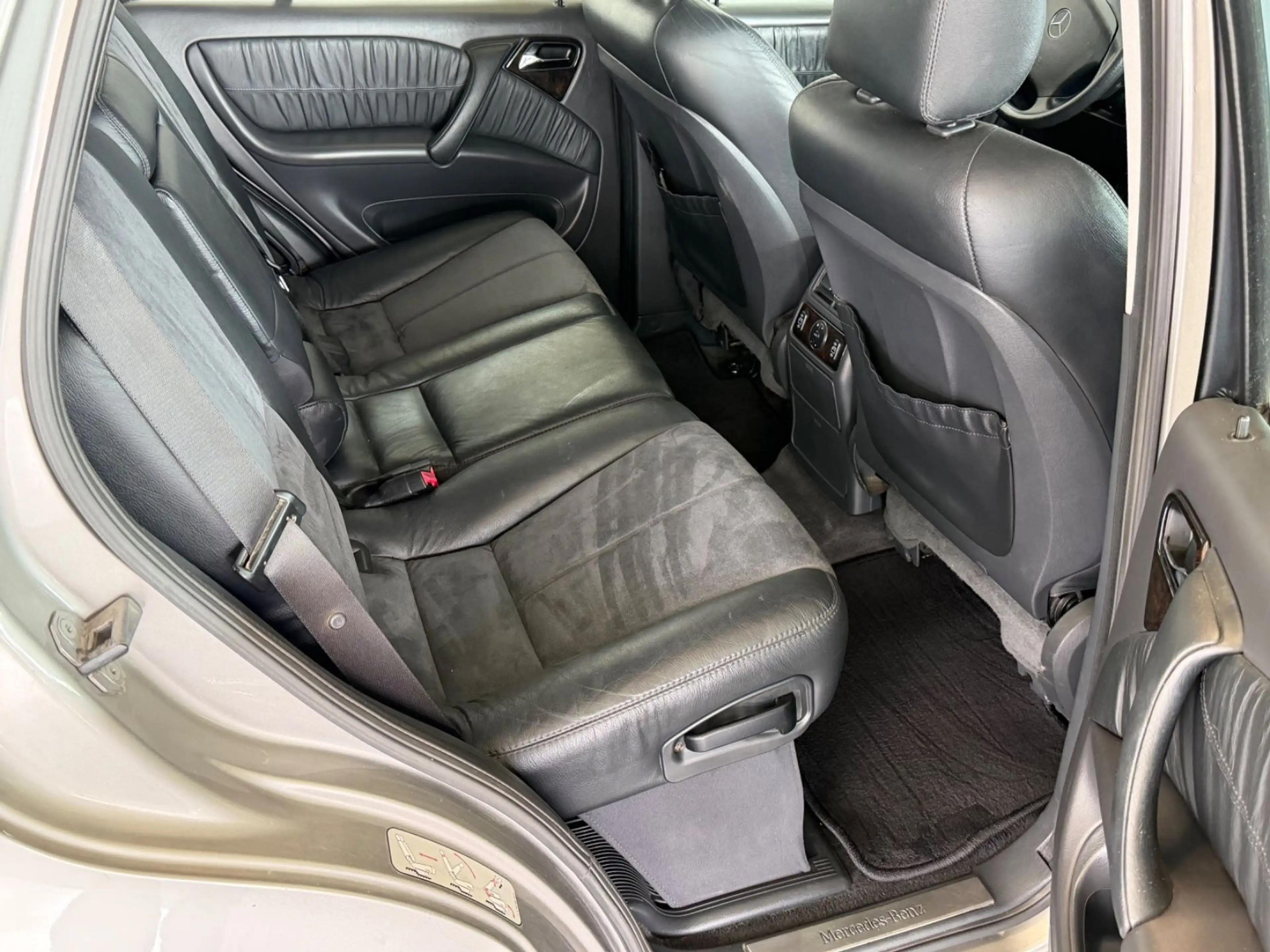 Mercedes-Benz ML 270 CDI Final Edition *3500 Kg Anhängelast* — photo 14