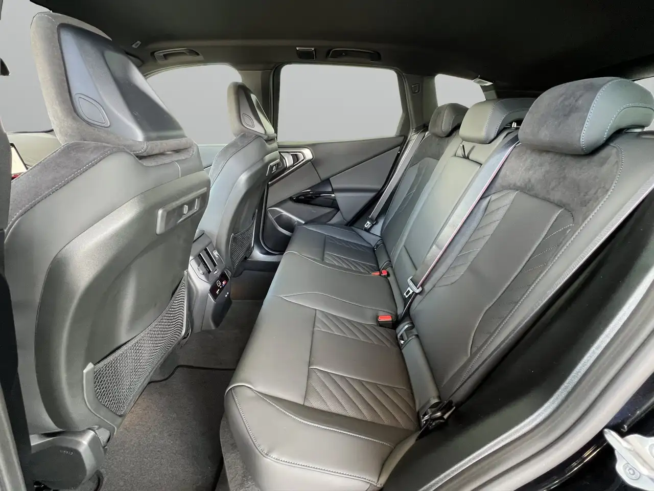 BMW X3 20d xDrive M-Sport-Pro LED ACC 360° AHK H/K 7