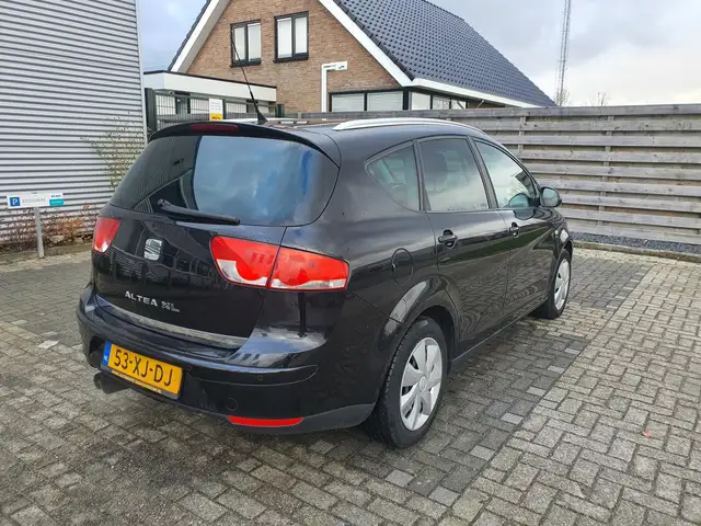 Seat Altea XL view 3