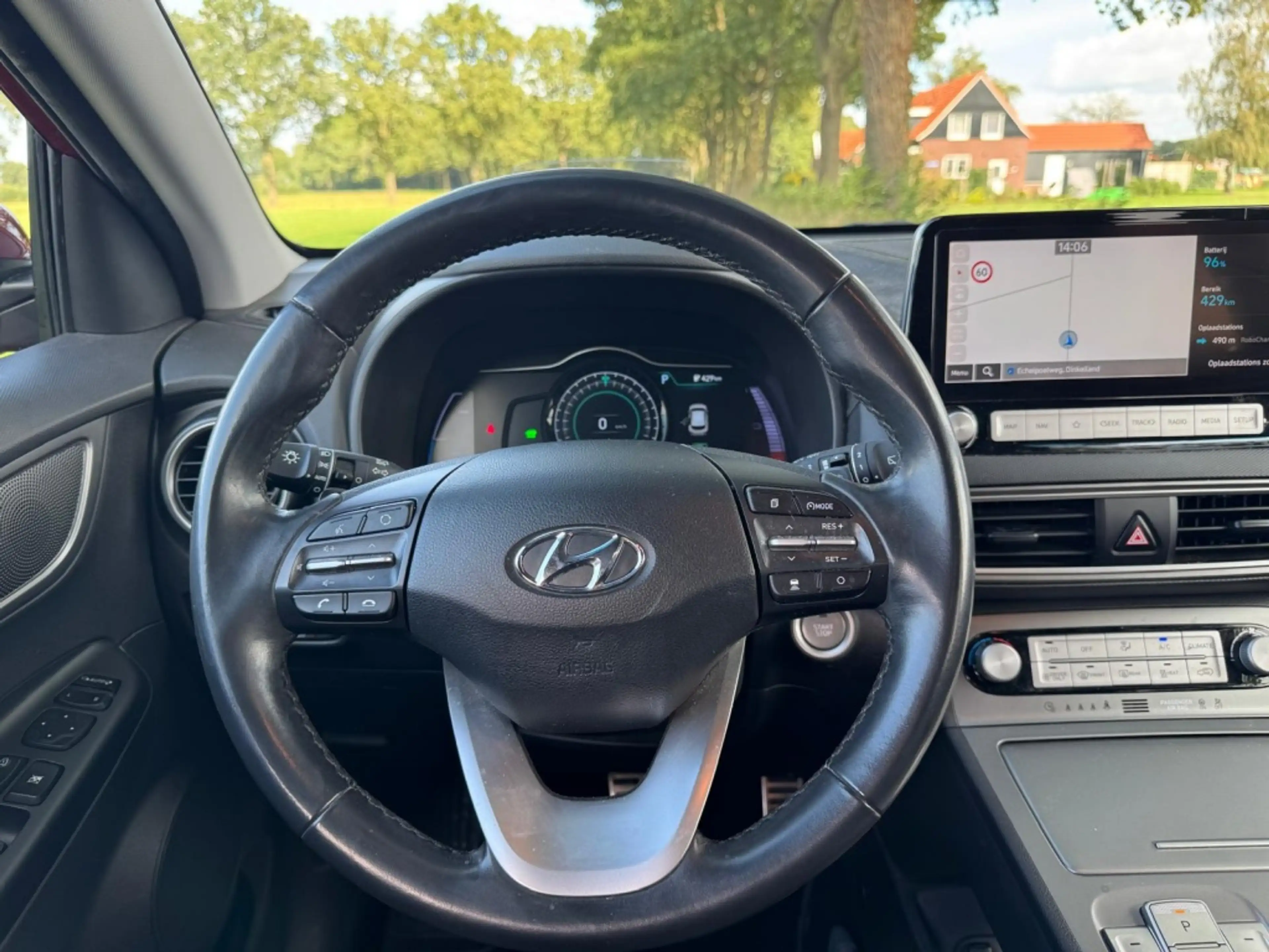 Hyundai KONA EV Fashion 64 kWh | SOH 99% | Camera | CarPlay | N — photo 17