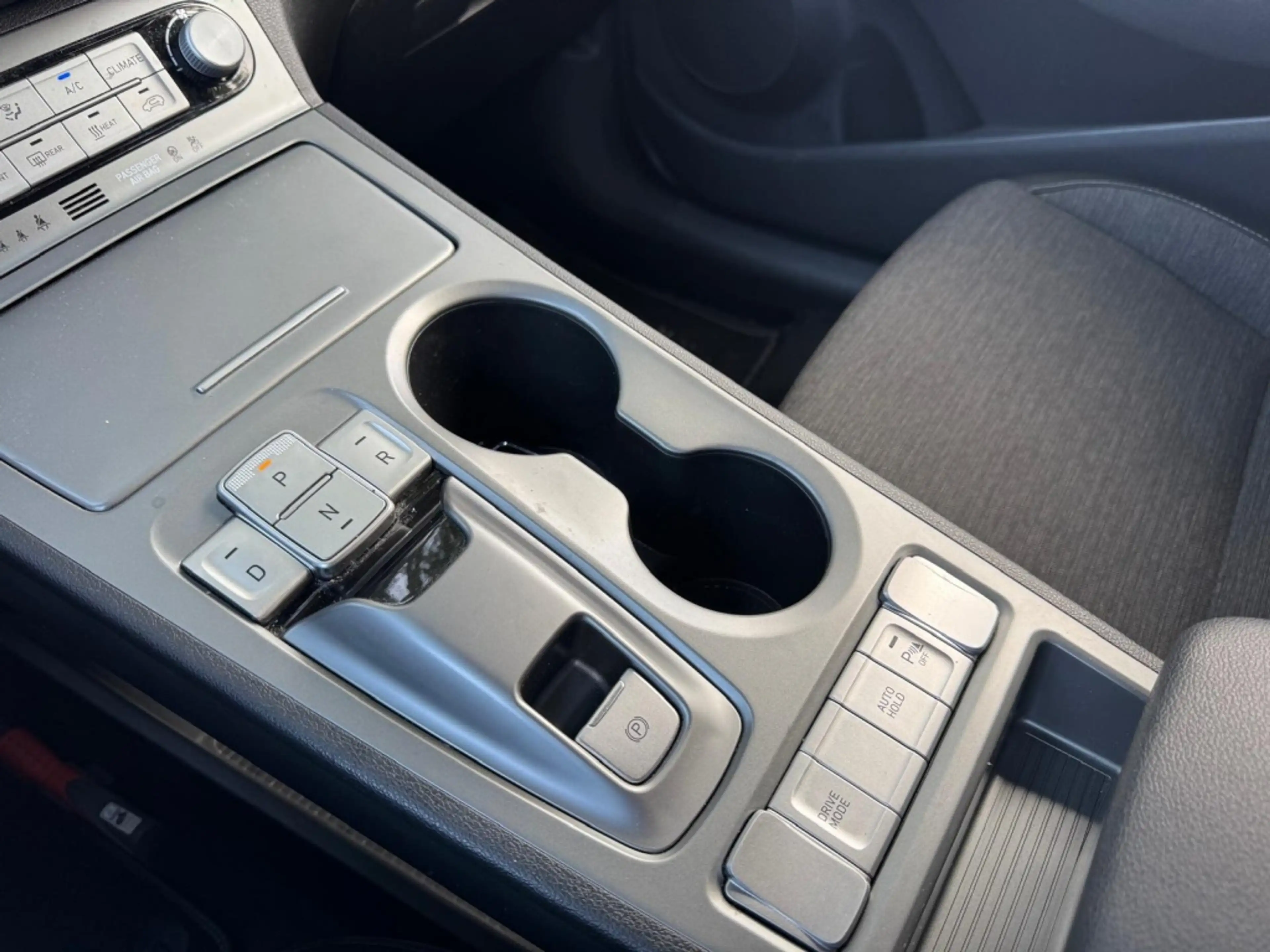 Hyundai KONA EV Fashion 64 kWh | SOH 99% | Camera | CarPlay | N — photo 20