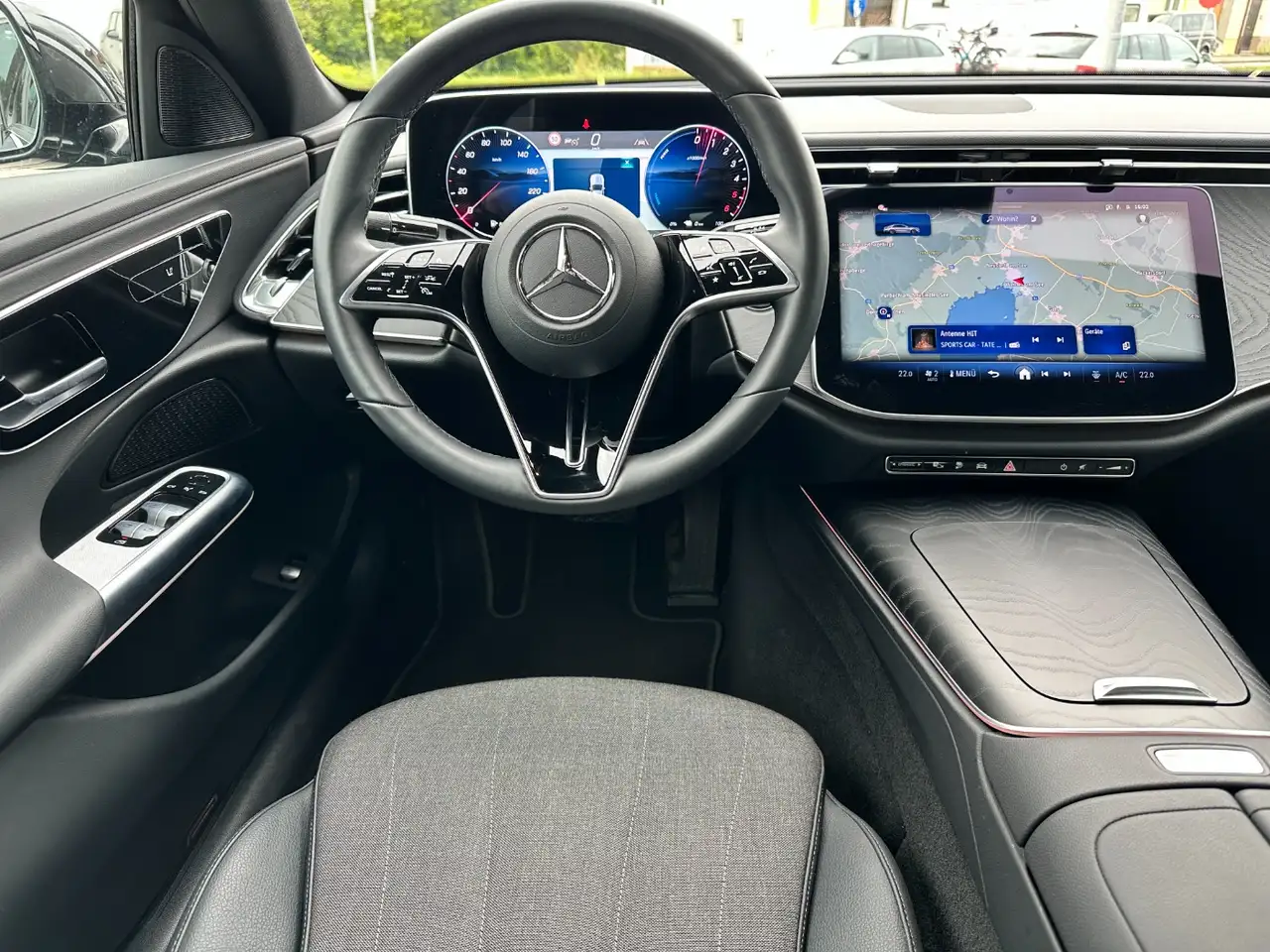 Mercedes-Benz E 300 de 4MATIC Limousine Österreich Edition 9