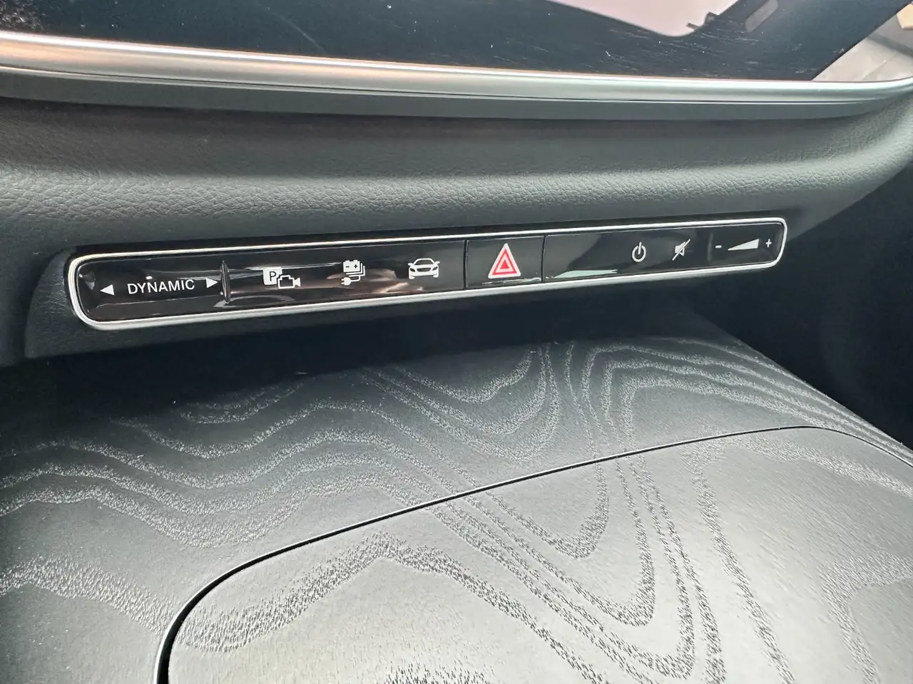 Mercedes-Benz E 300 de 4MATIC Limousine Österreich Edition 15