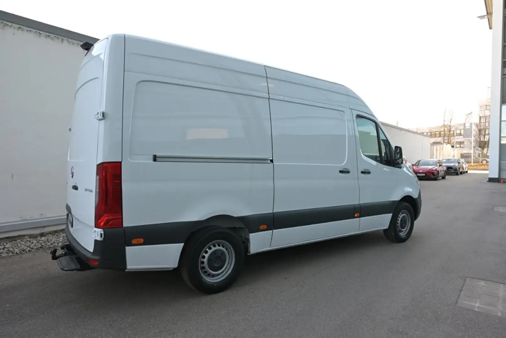 Mercedes-Benz Sprinter 317 CDI KA L2H2 AHK 3,5T/KLIMA/KAMERA Weiß - 2