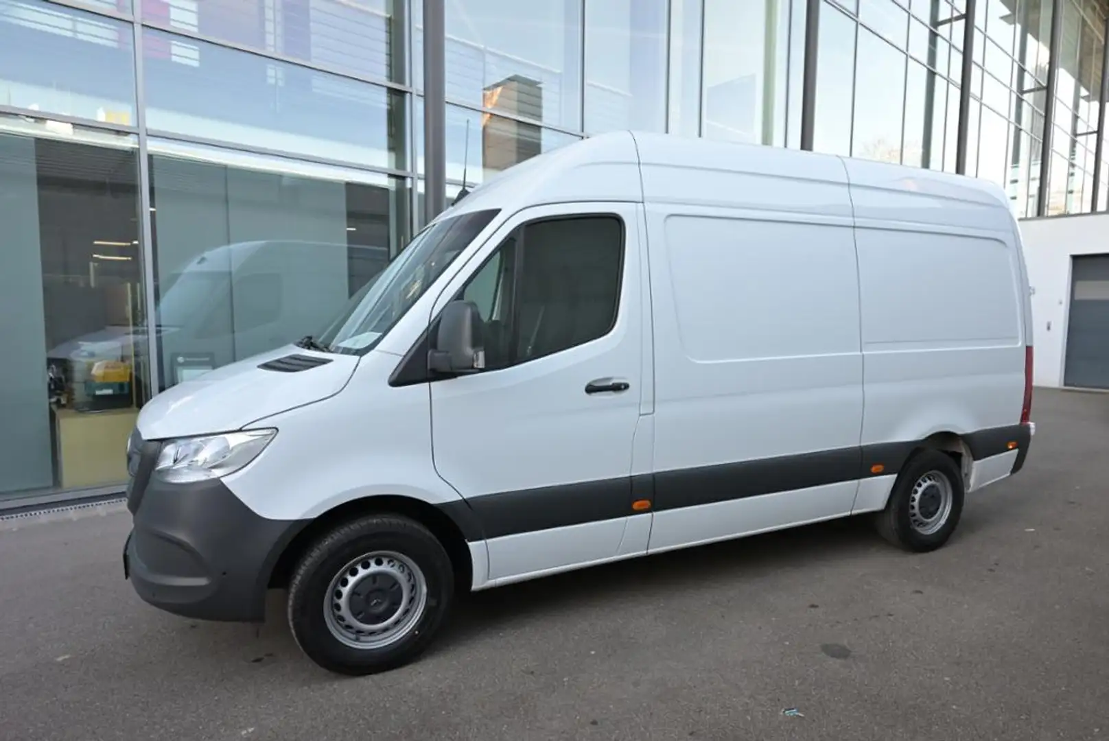 Mercedes-Benz Sprinter 317 CDI KA L2H2 AHK 3,5T/KLIMA/KAMERA Weiß - 1