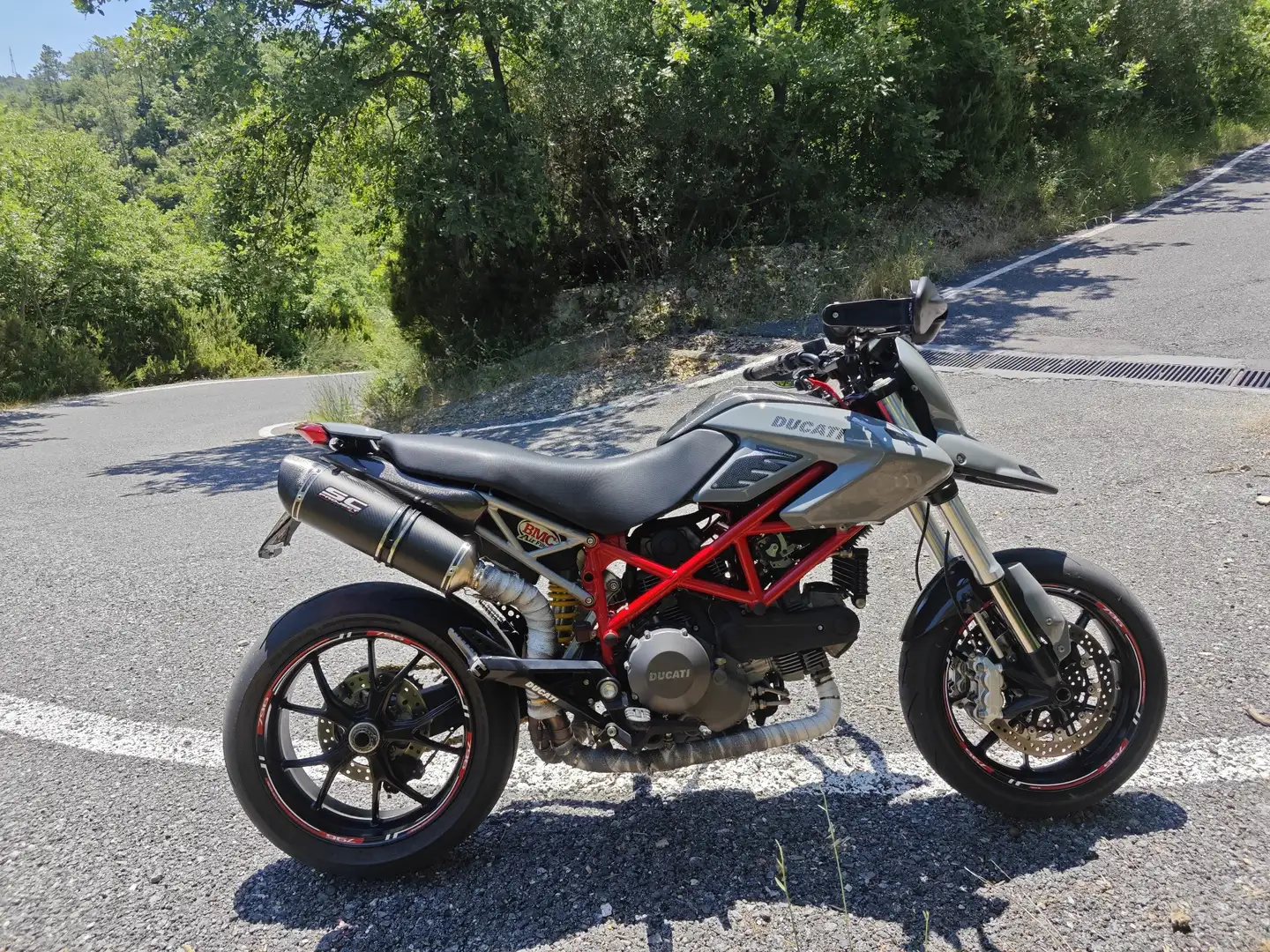 Ducati Hypermotard 796 Grigio - 1