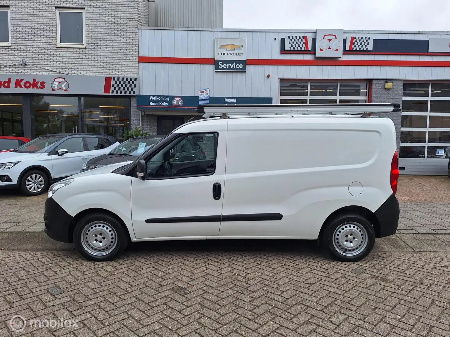 Opel Combo 1.3 CDTi L2H1 EDITION / Cruise Control / Navi / Blanc - 2