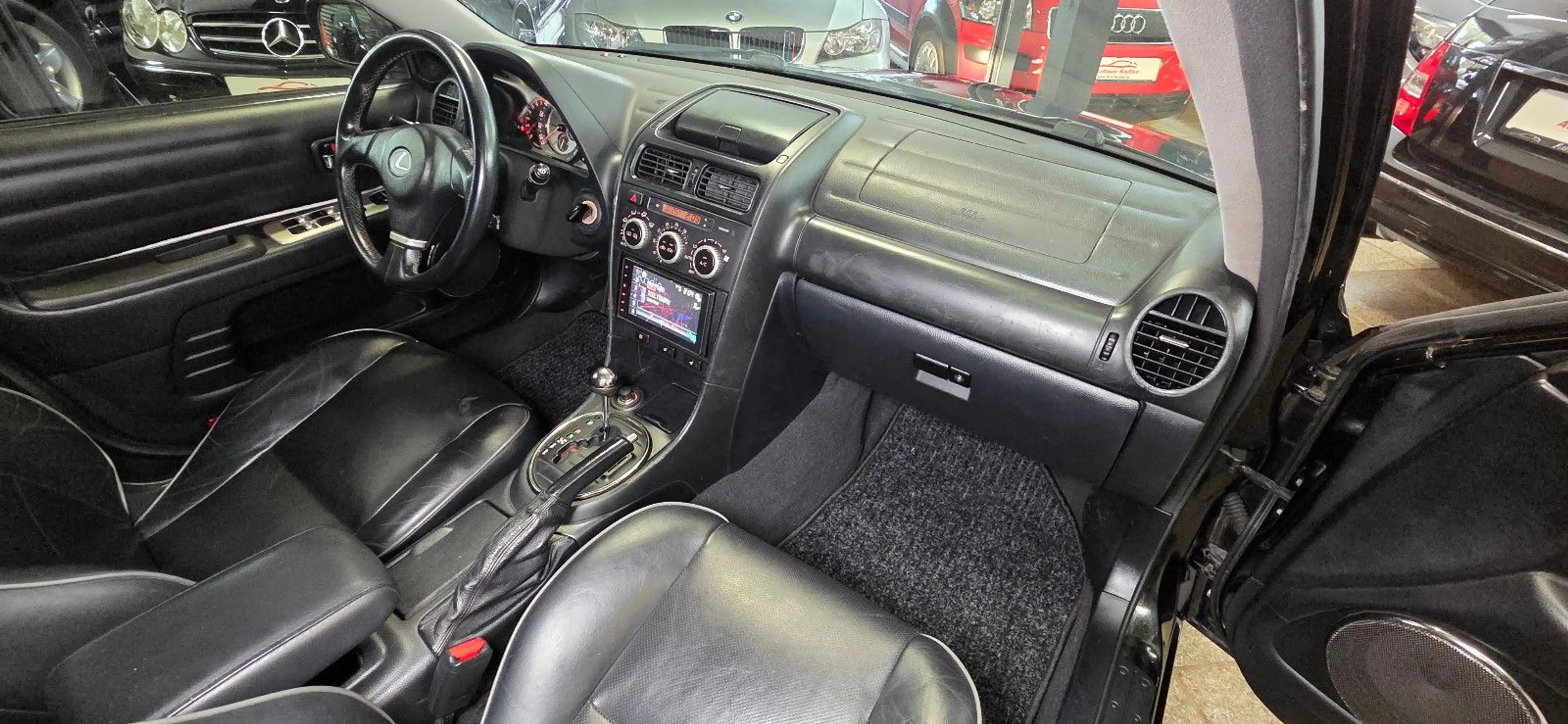 Lexus IS 200 limited Automatik*Tüv & Service NEU* — photo 10