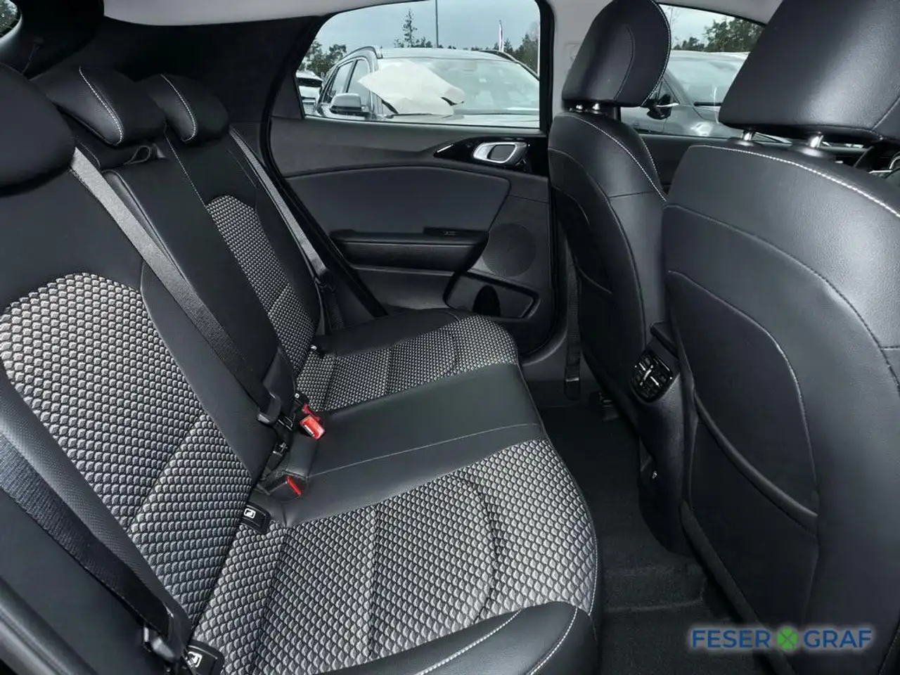 Kia X Ceed 1.6T 150 DCT VISION KOMFORT+ Alu-18`, миниатюра 5