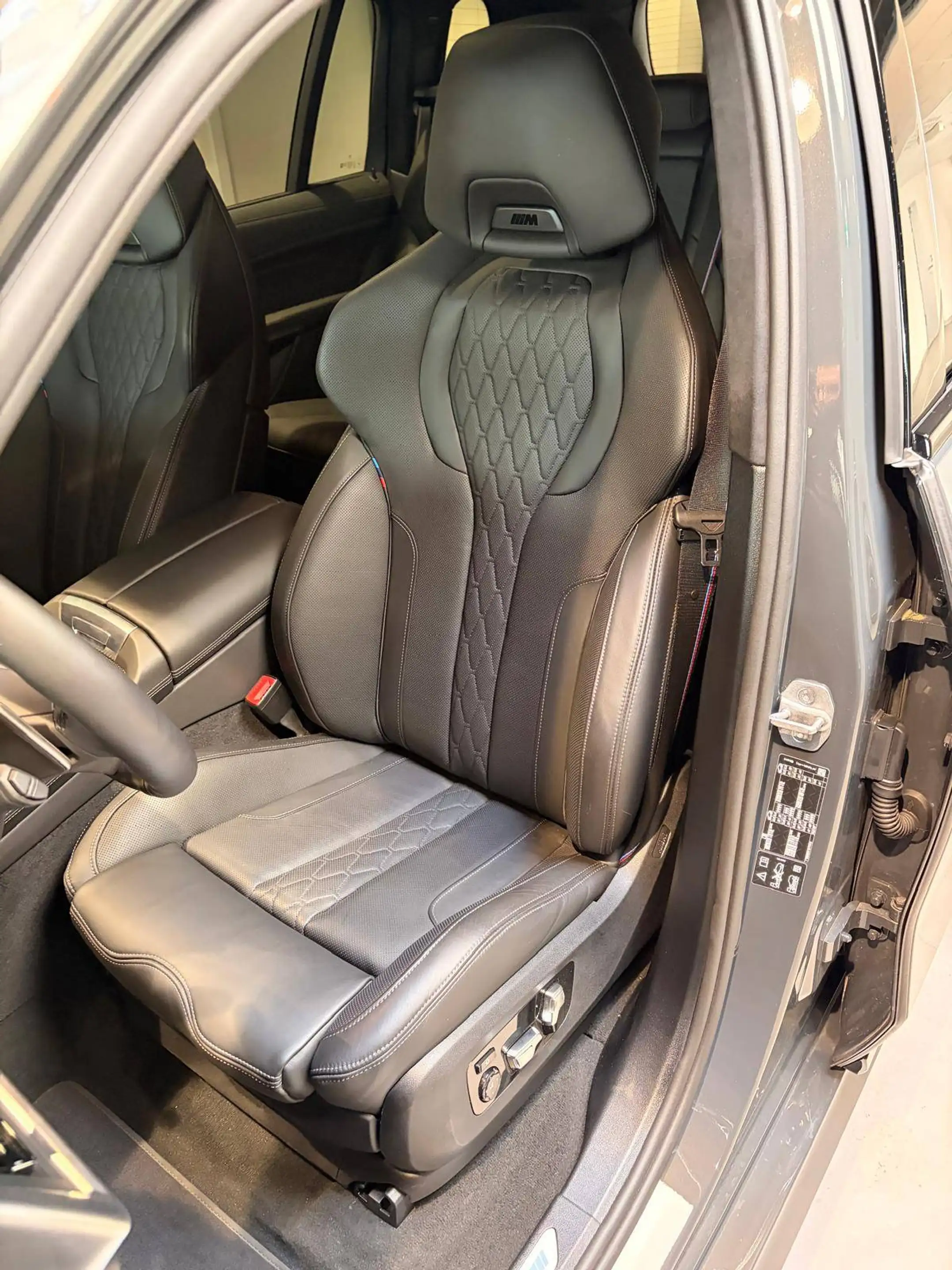 BMW X7 X7 xDrive40d — photo 11