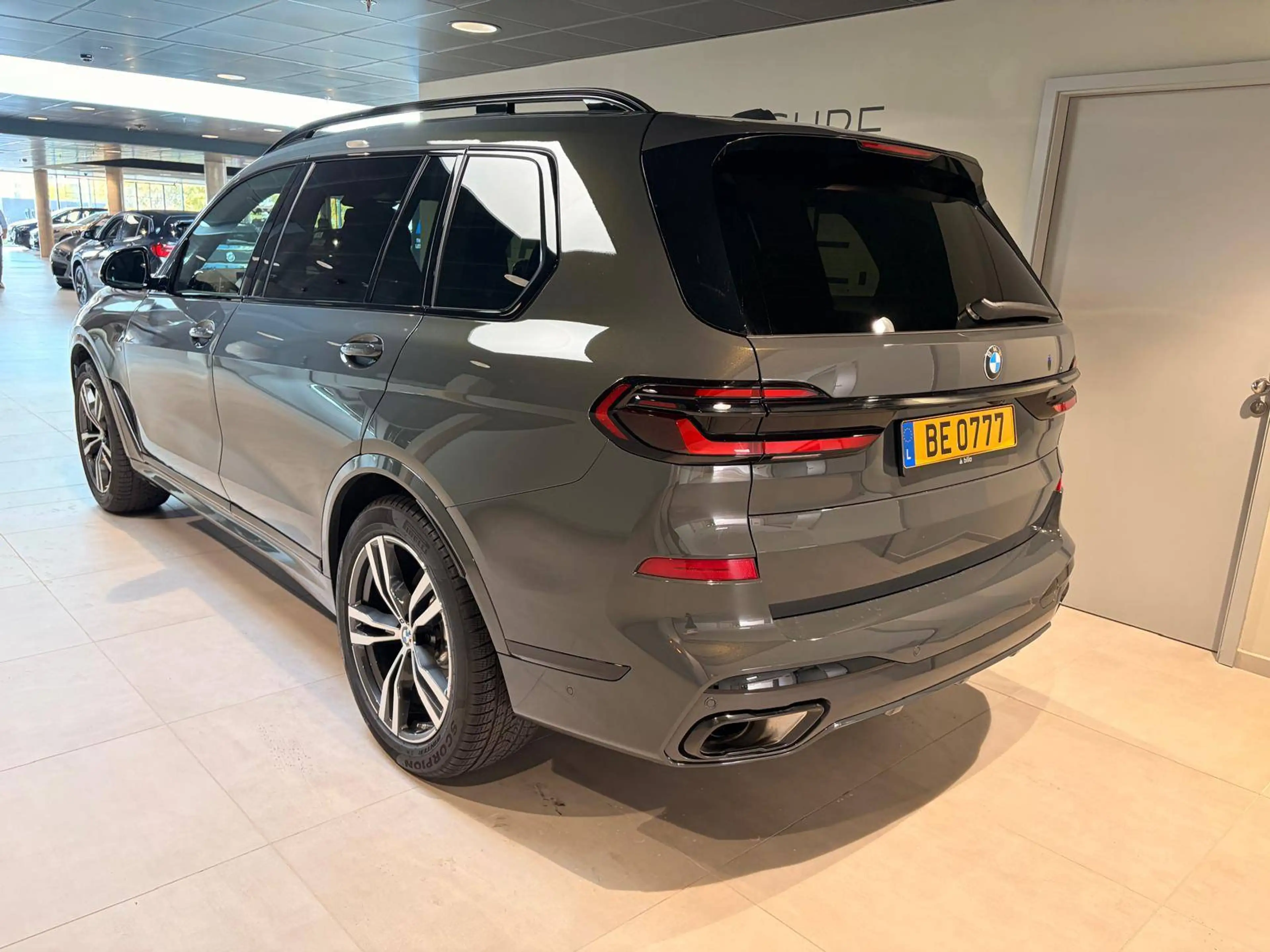 BMW X7 X7 xDrive40d — photo 5