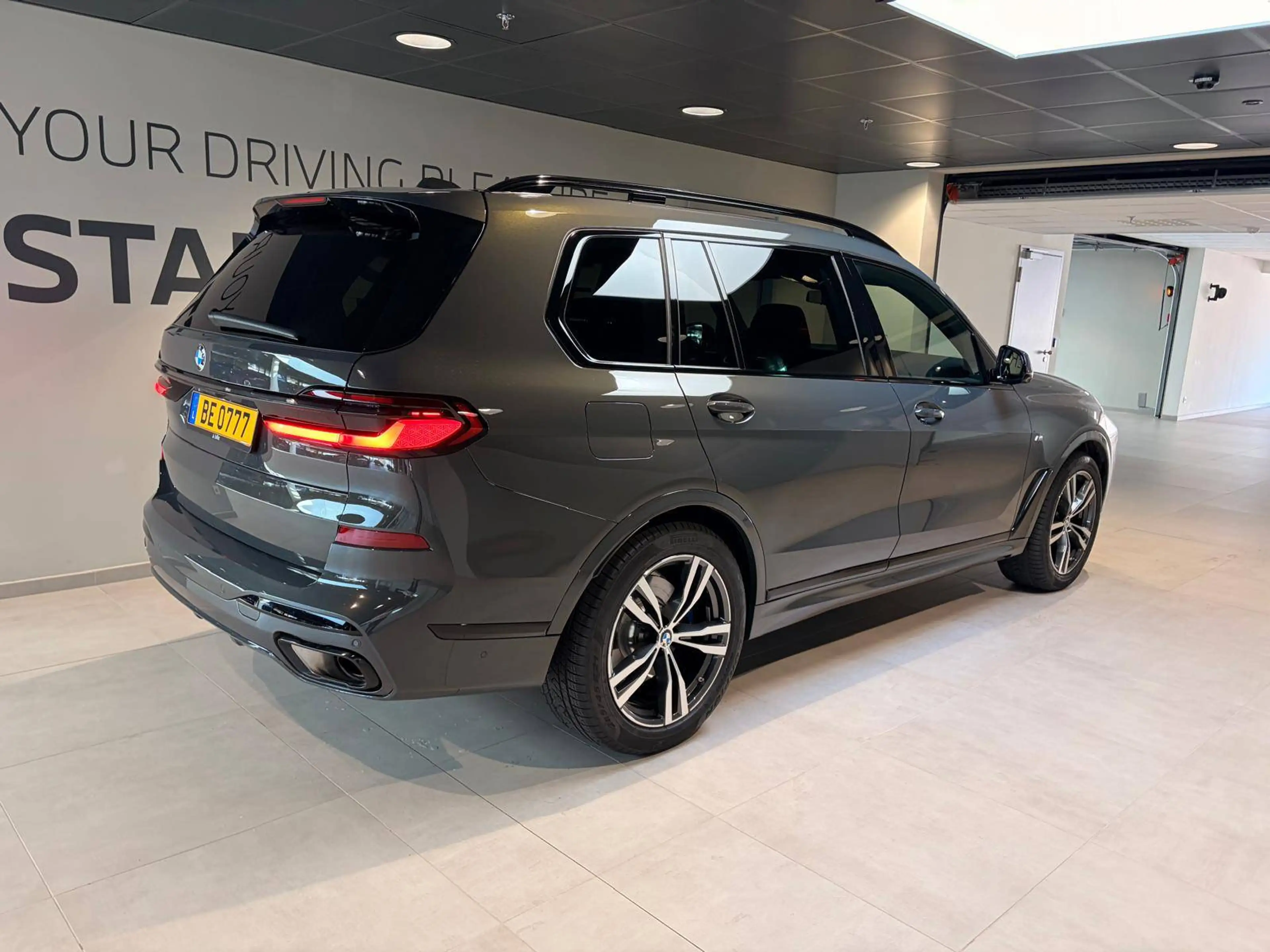 BMW X7 X7 xDrive40d — photo 8
