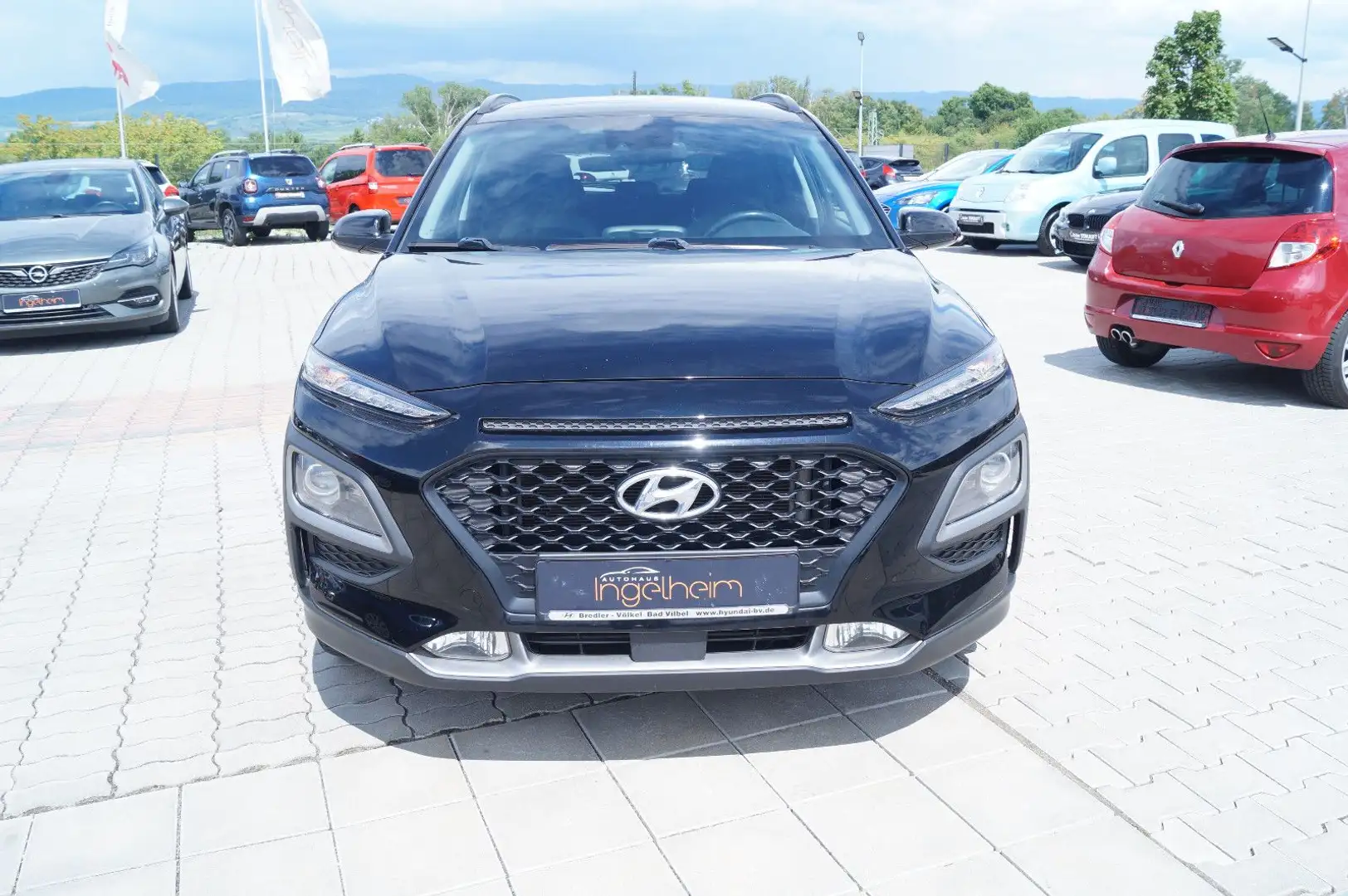 Hyundai KONA Trend 2WD Klima Kamera Navi PDC SHZ AHK Zwart - 2
