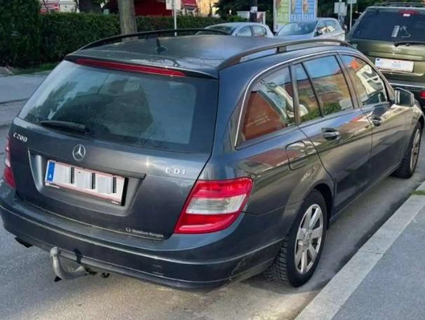 Mercedes-Benz C 200 C 200 T Avantgarde BlueEfficiency CDI Avantgarde Grau - 2