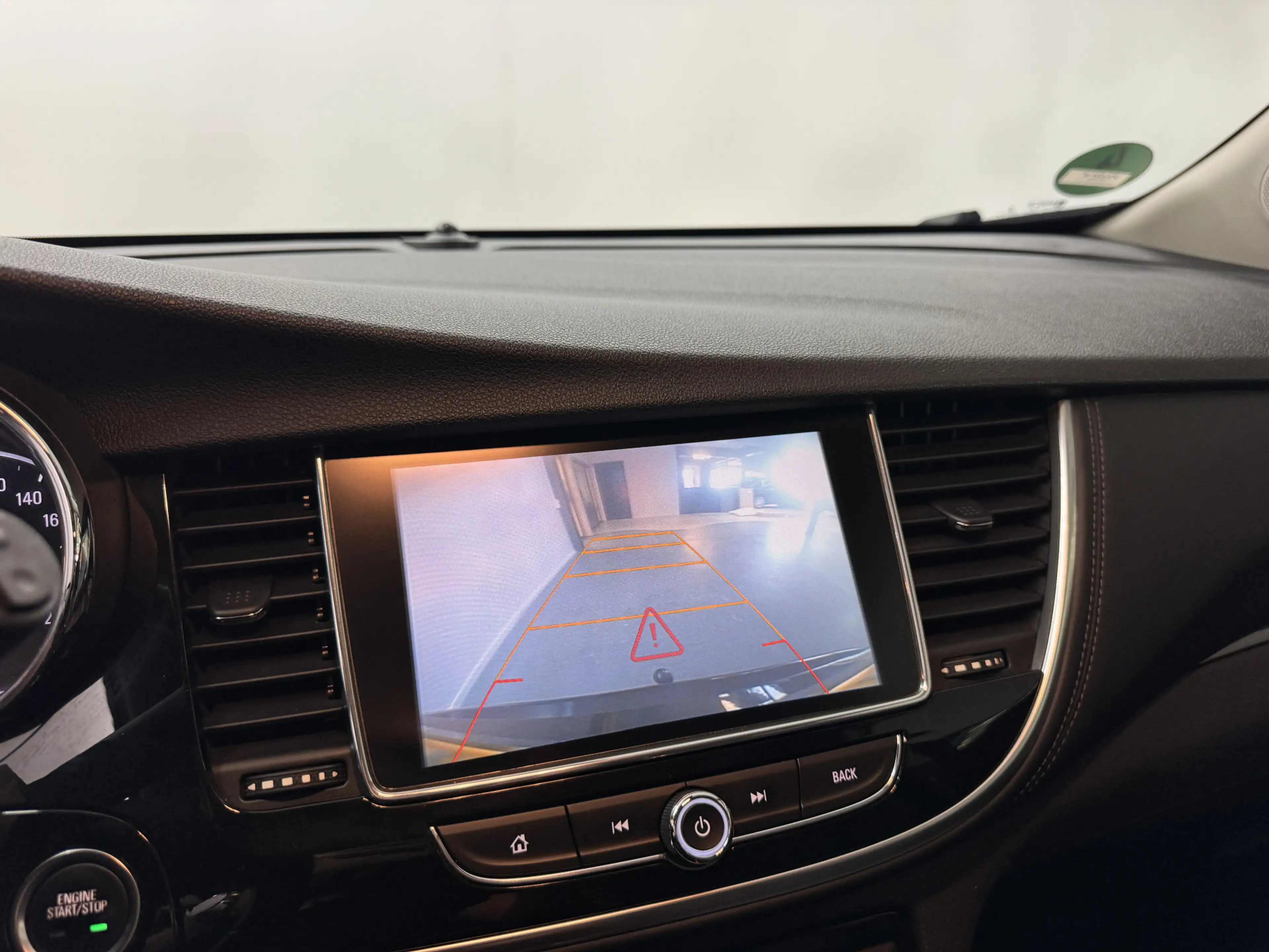 Opel Mokka X 1.4 Automaat / Camera / Trekhaak / Winter — photo 8