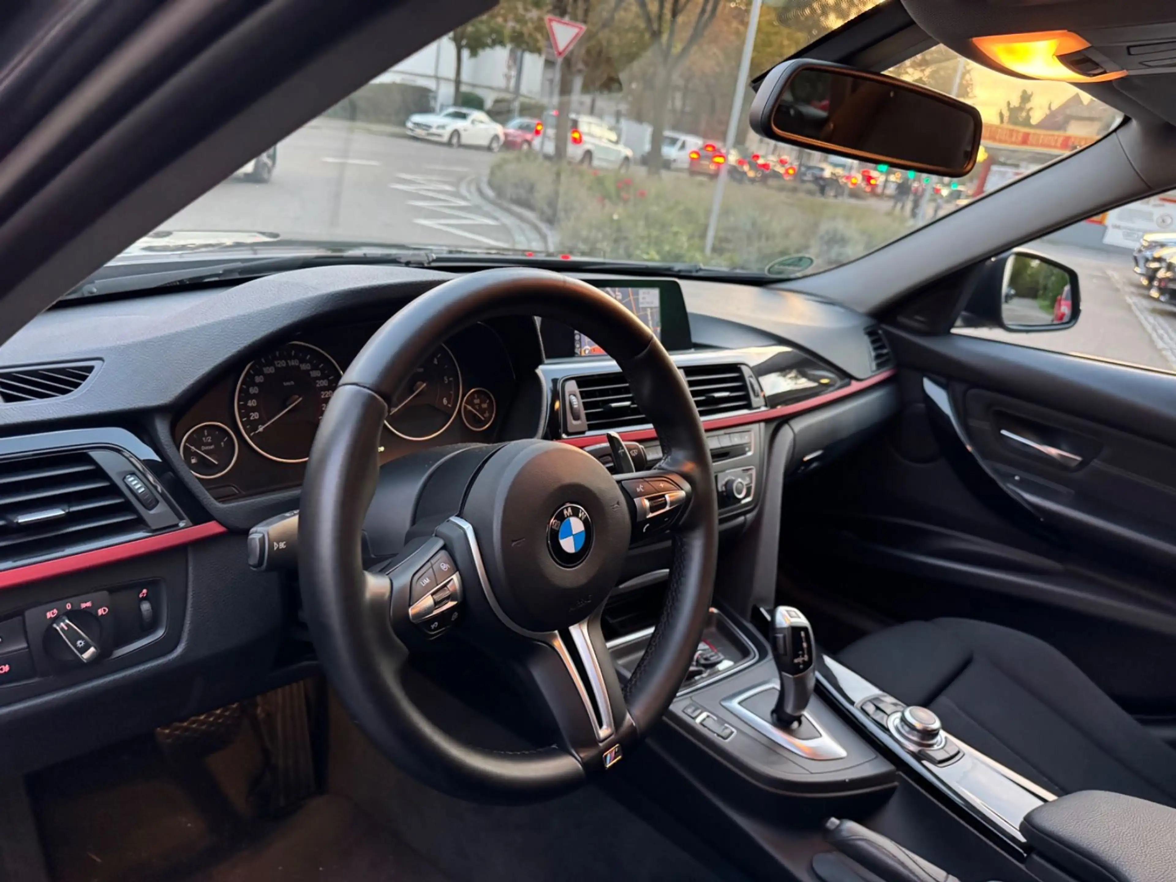 BMW 318 dA Touring Sport Line/Xenon/AHK — photo 9