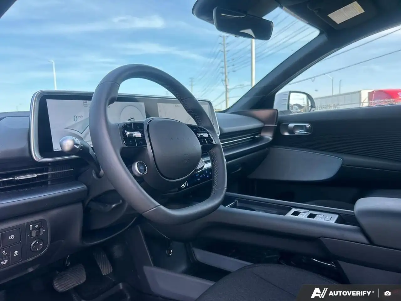 Hyundai IONIQ 6 снимка Hyundai IONIQ 6