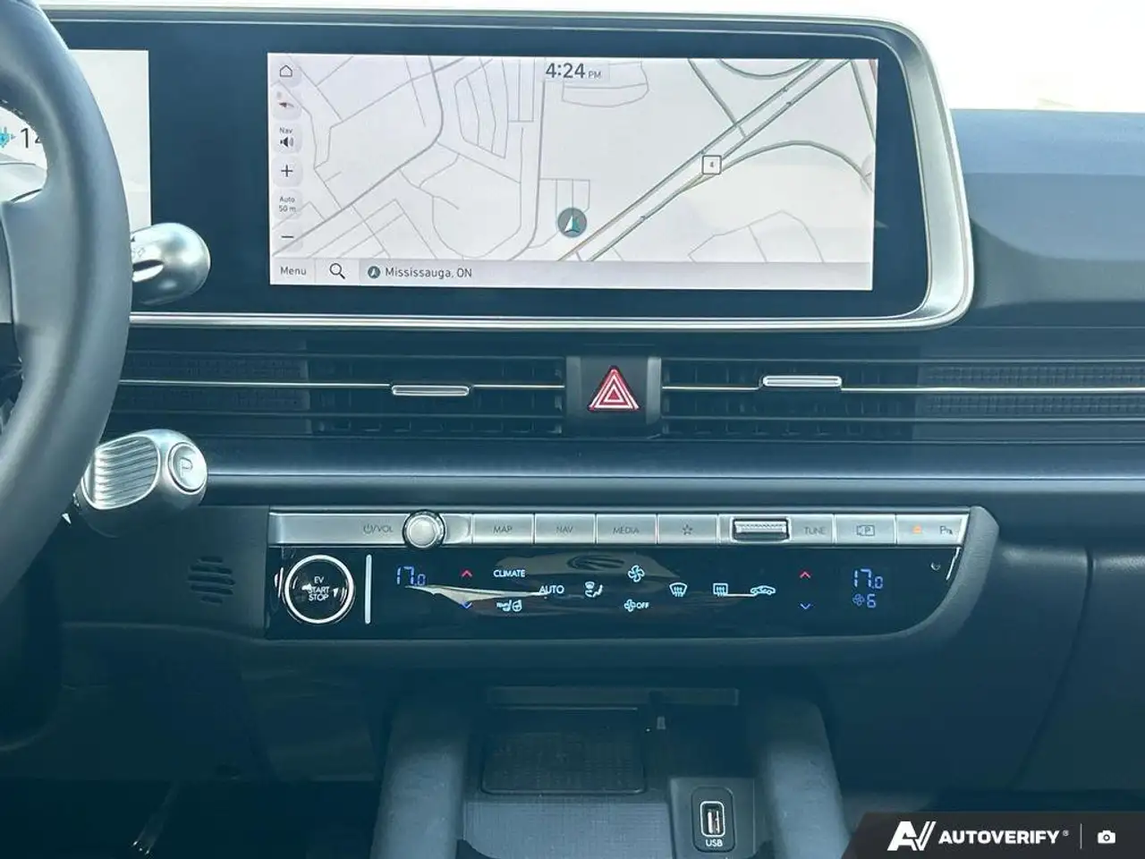 Hyundai IONIQ 6 снимка Hyundai IONIQ 6