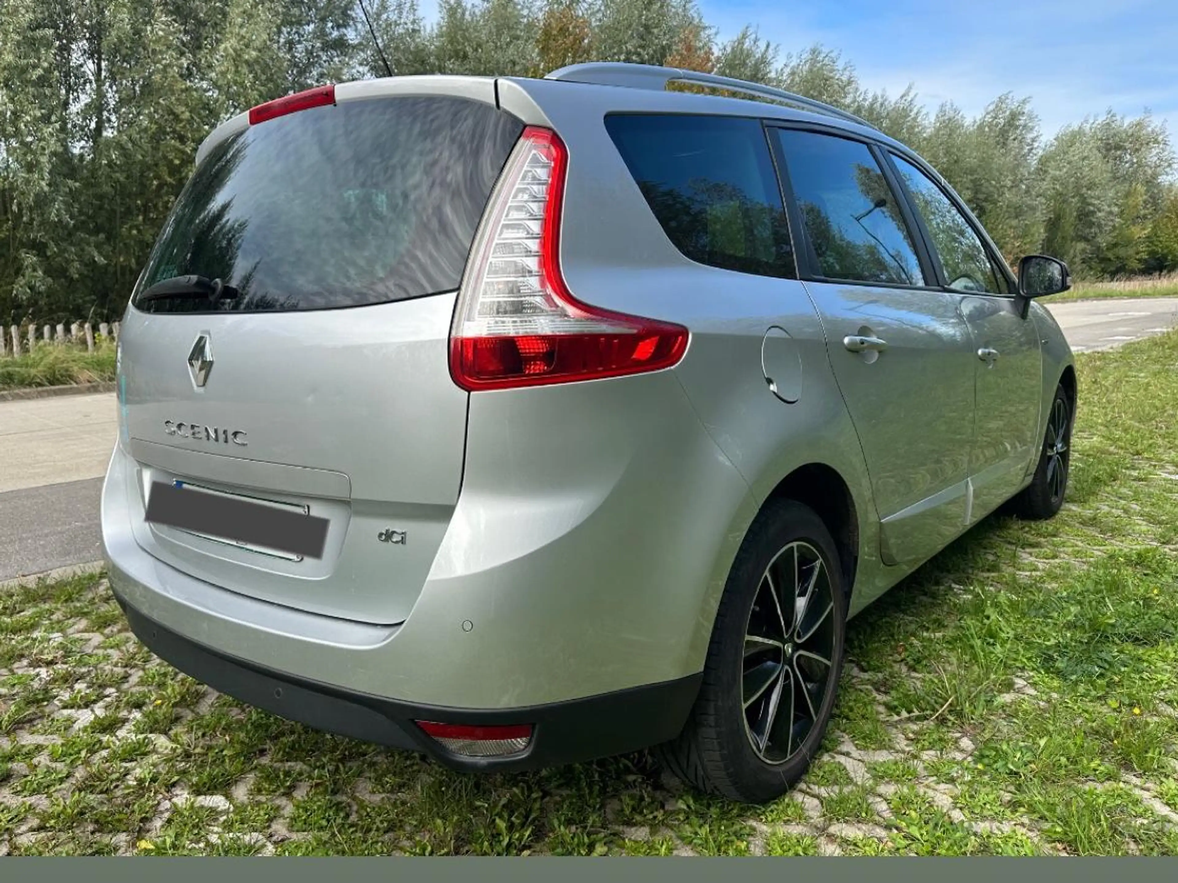 Renault Grand Scenic Grand Scénic 1.5 dCi Energy Limited 7pl. — photo 7