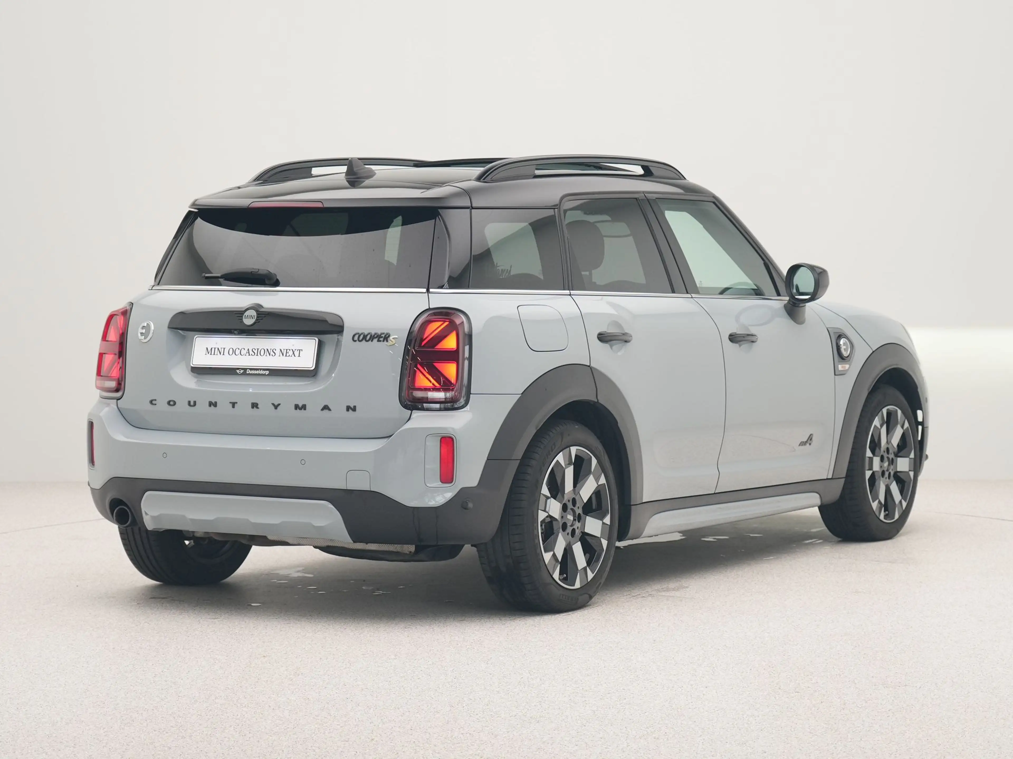 MINI Cooper SE Countryman 1.5 ALL4 Untamed edition — photo 8