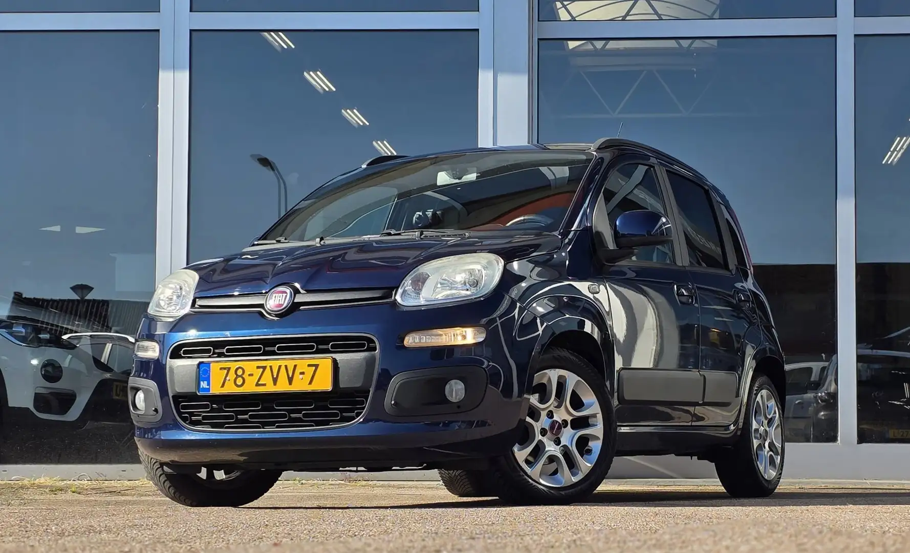 Fiat Panda 0.9 TwinAir Lounge Airco Mooi! APK 27-02-2026 Blauw - 1
