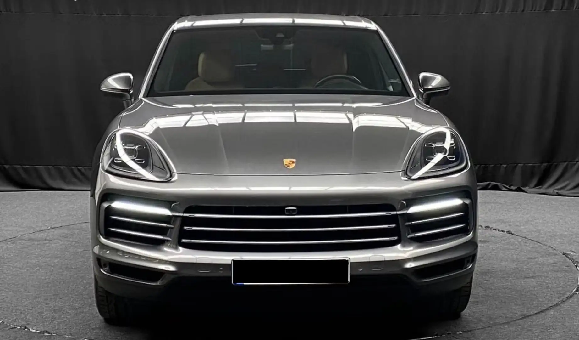 Porsche Cayenne E-Hybrid Grau - 2