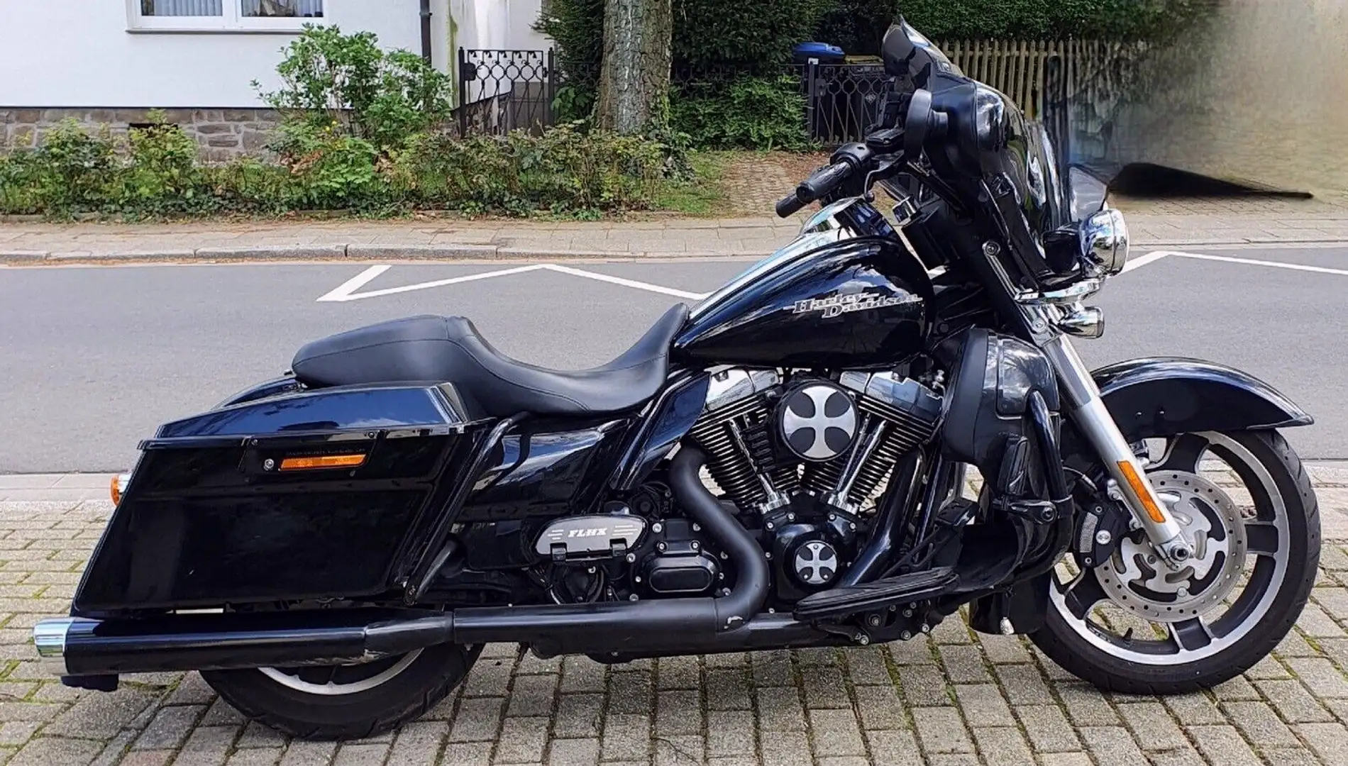 Harley-Davidson Street Glide 103 Negro - 1