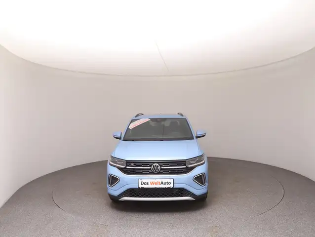 Volkswagen T-Cross view 3