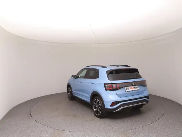 Volkswagen T-Cross view 5