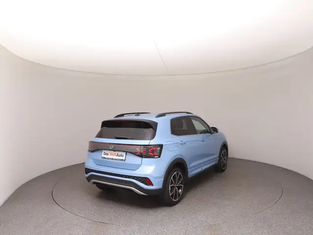 Volkswagen T-Cross view 4