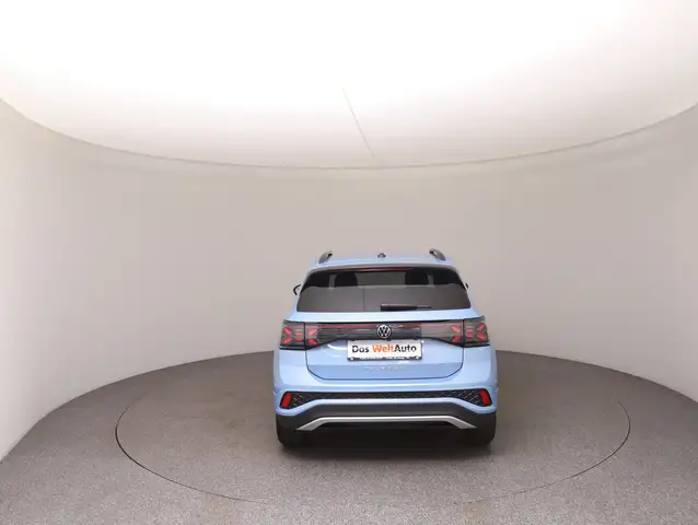 Volkswagen T-Cross view 6