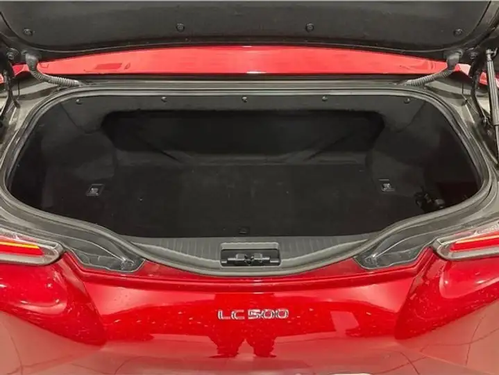 Lexus LC500 2024, foto 6