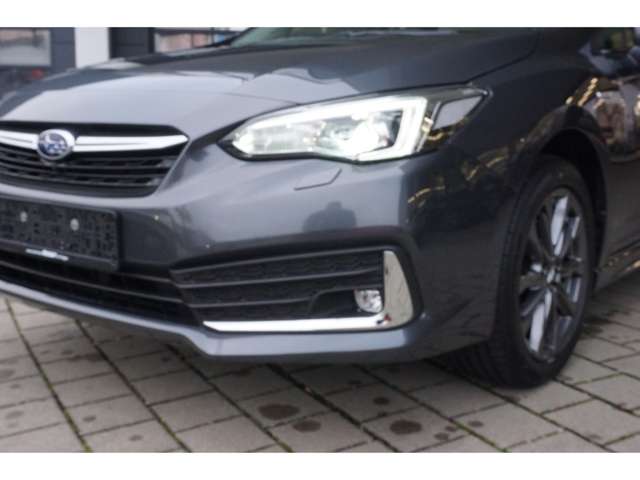 Subaru Impreza 2.0ie Lineartronic Platinum Navi eSD DAB SHZ LED