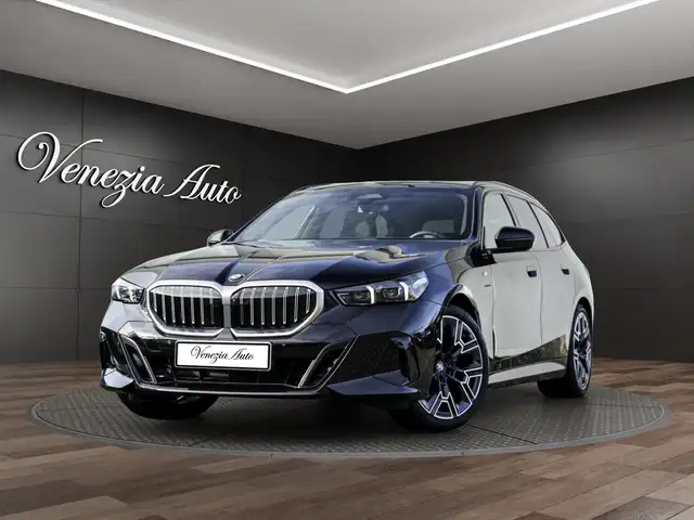 BMW 520 520d Touring M Sport 197cv Gancio Tetto Panoramico ACC HUD Pelle 360 Navi Keyless Harman Ambient Ventil