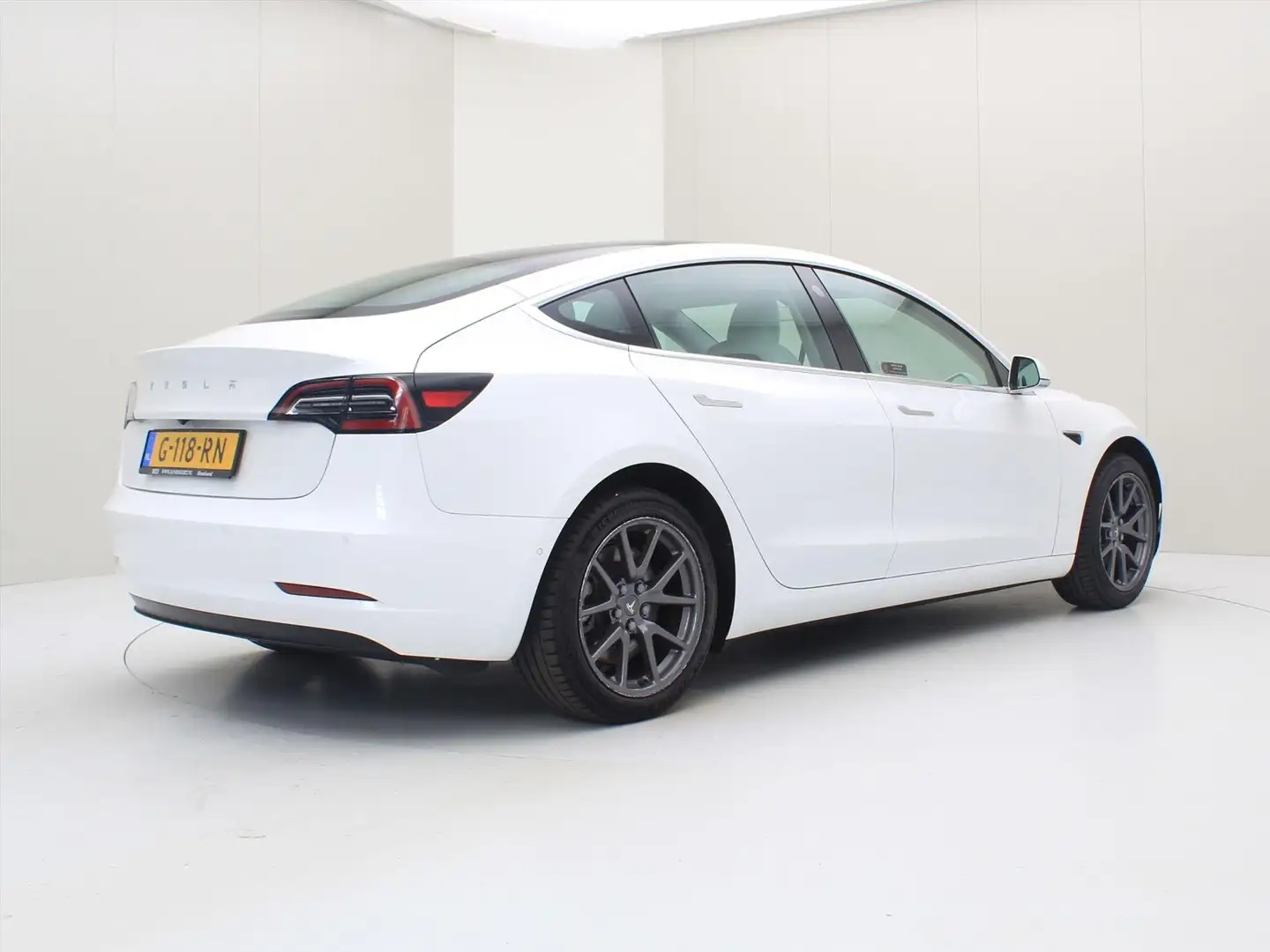 Tesla Model 3 Standard RWD Plus [ FSD+WIT LEDER+60 kWh+PREMIUM A Wit - 2