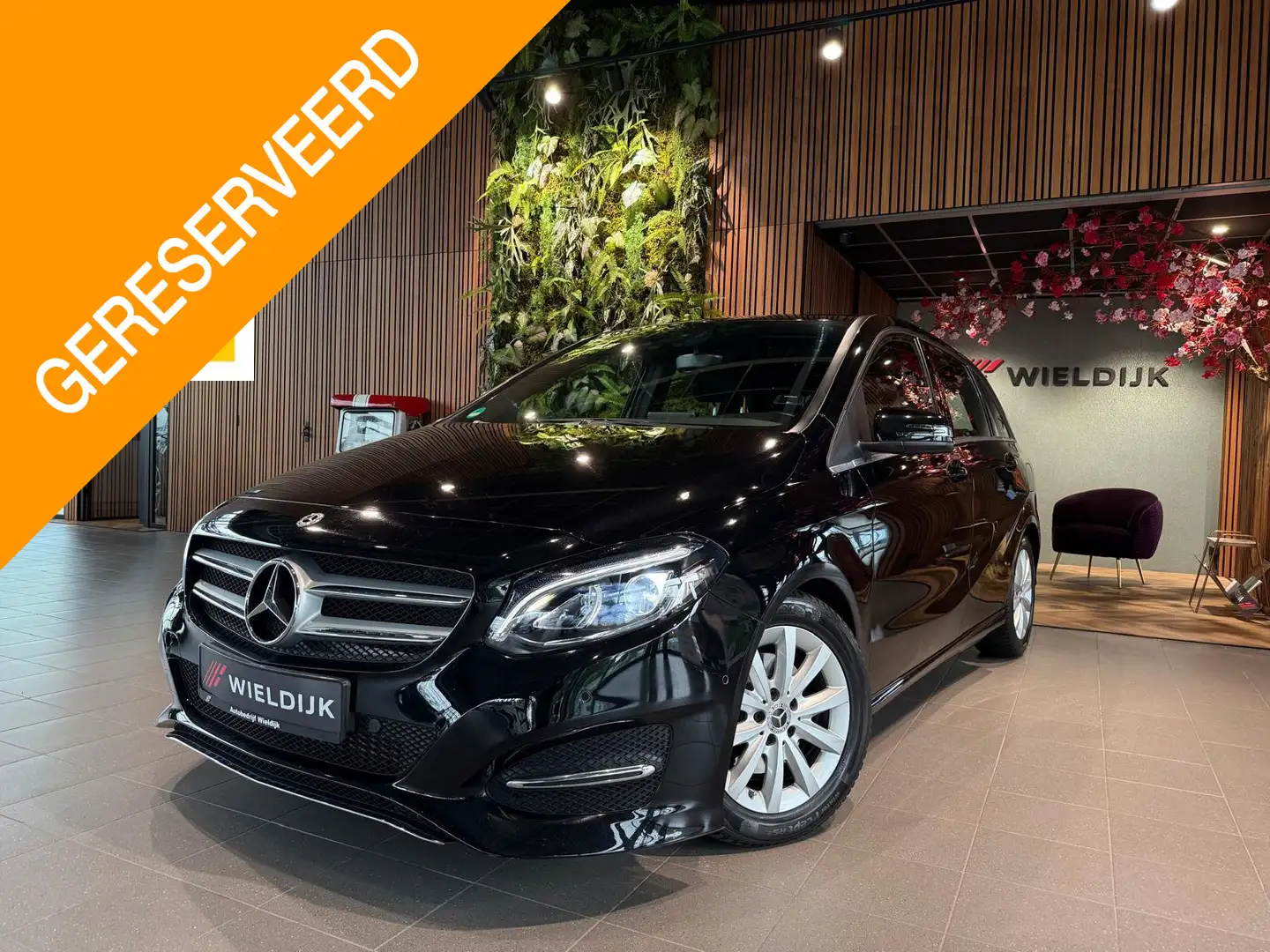 Mercedes-Benz B 180 Ambition Sports Tourer Style DCT - 1