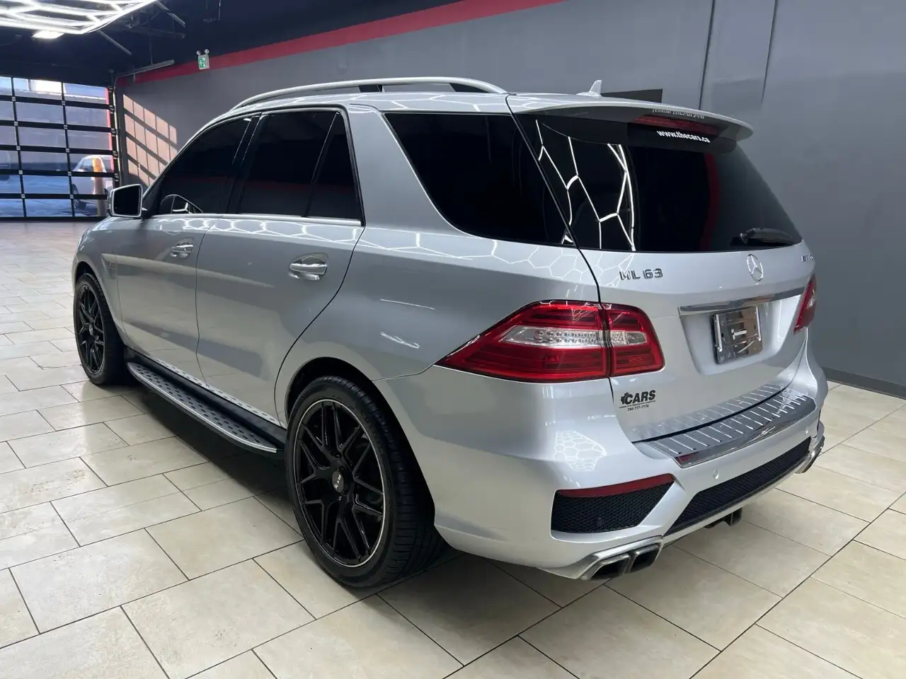 Mercedes-Benz M-Class снимка Mercedes-Benz M-Class