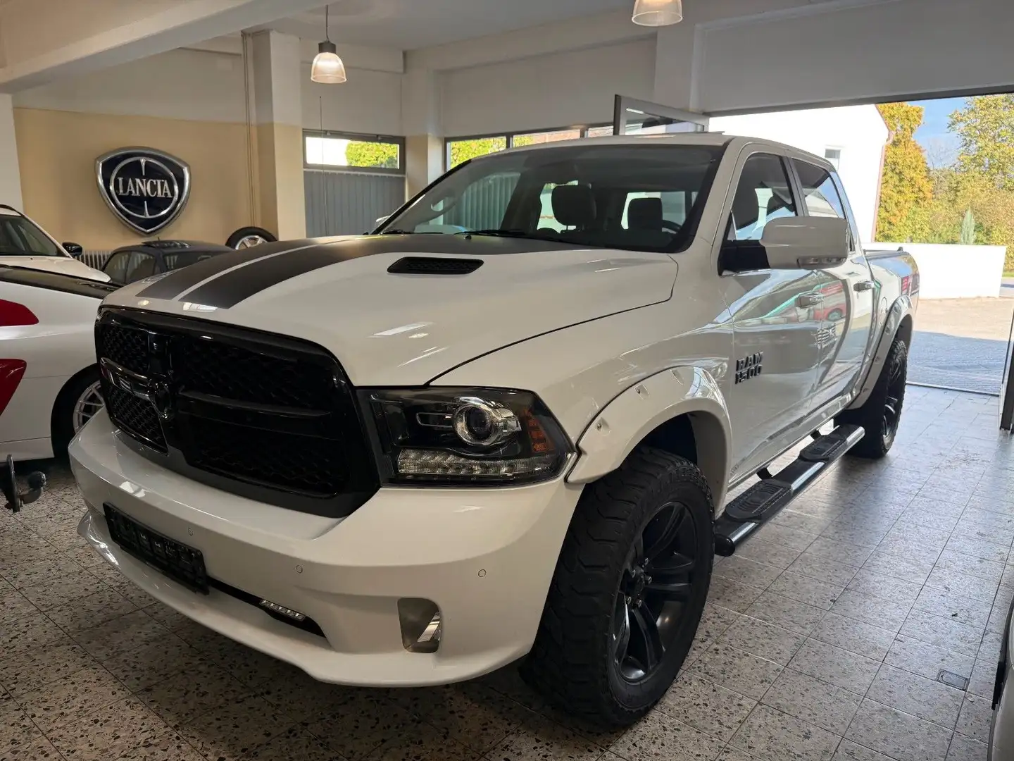 Dodge RAM 1500 SPORT°LUFTFAHRWERK°BRD-FZG°LPG-PRINS° Weiß - 2