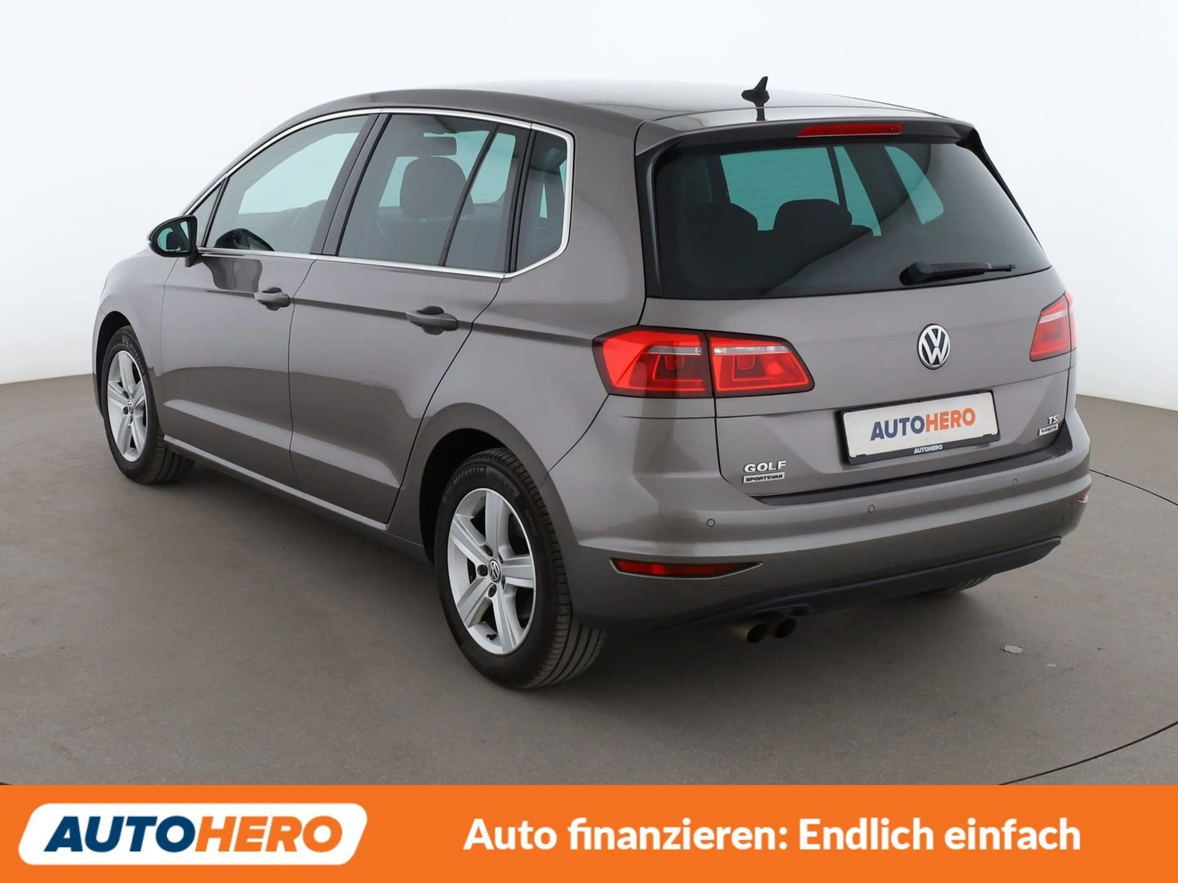 Volkswagen Golf Sportsvan 1.4 TSI Highline BMT*NAV*BI-XENON*TEMPO*CAM*PDC* — photo 4