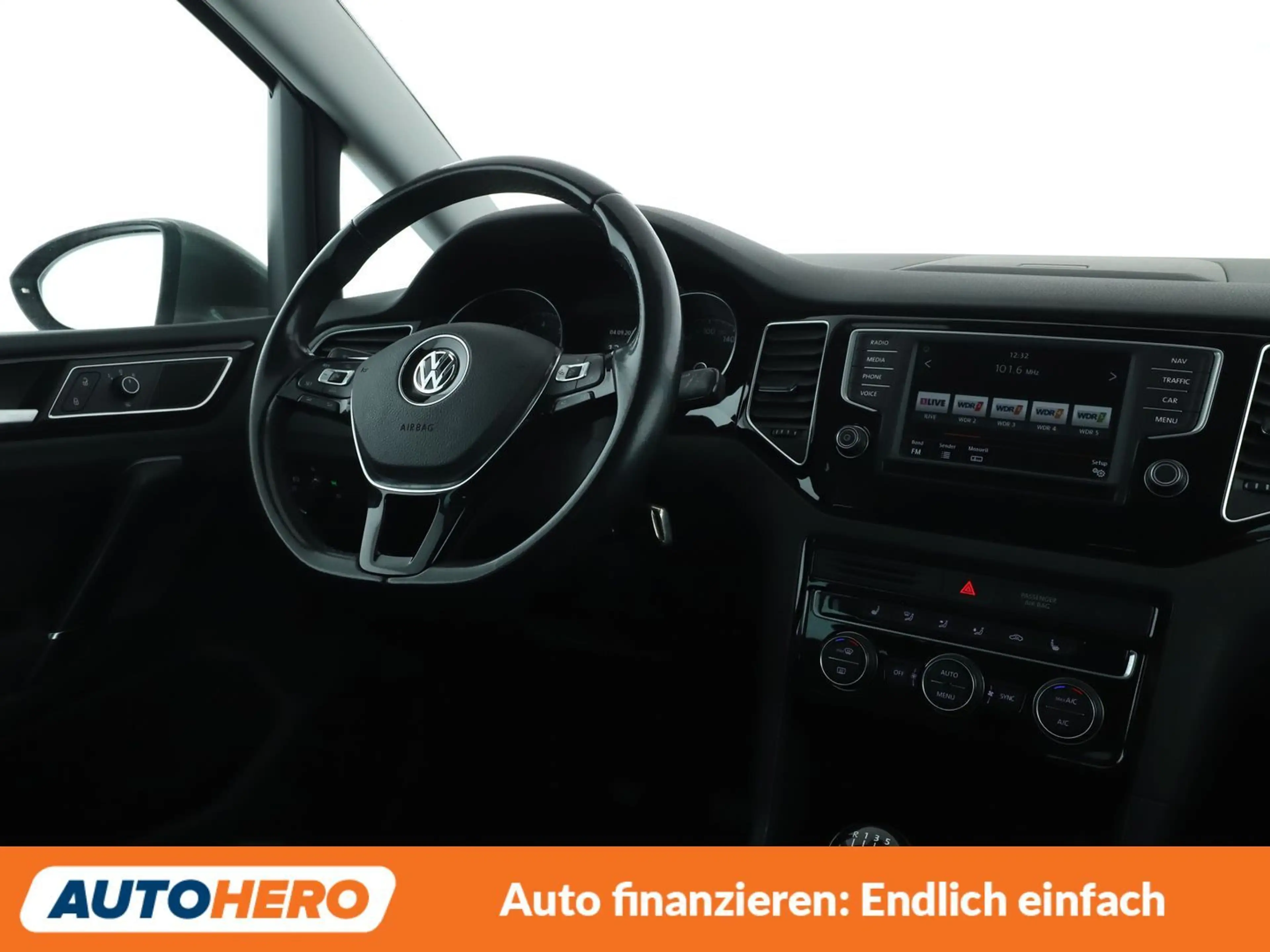 Volkswagen Golf Sportsvan 1.4 TSI Highline BMT*NAV*BI-XENON*TEMPO*CAM*PDC* — photo 13