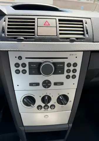 Opel Meriva view 3