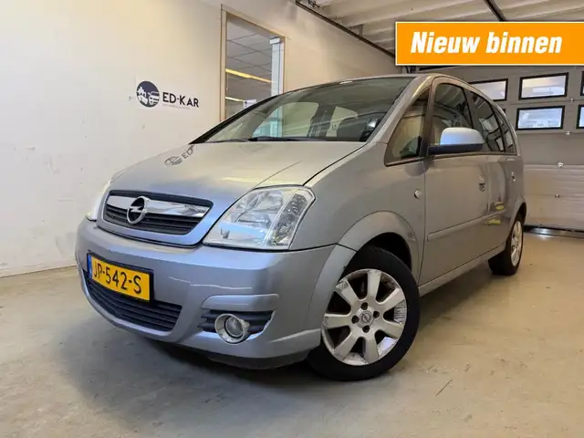 2006 Opel Meriva in Grey for sale