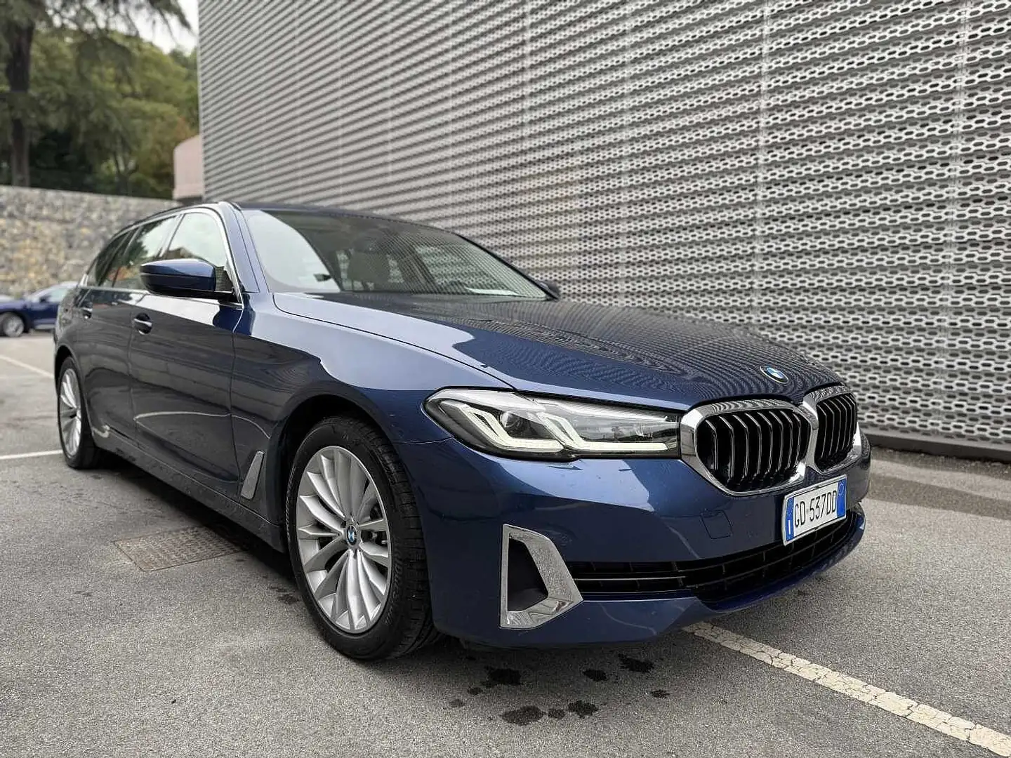 BMW 530 Serie 5 530d 48V xDrive Touring Luxury Blu/Azzurro - 1