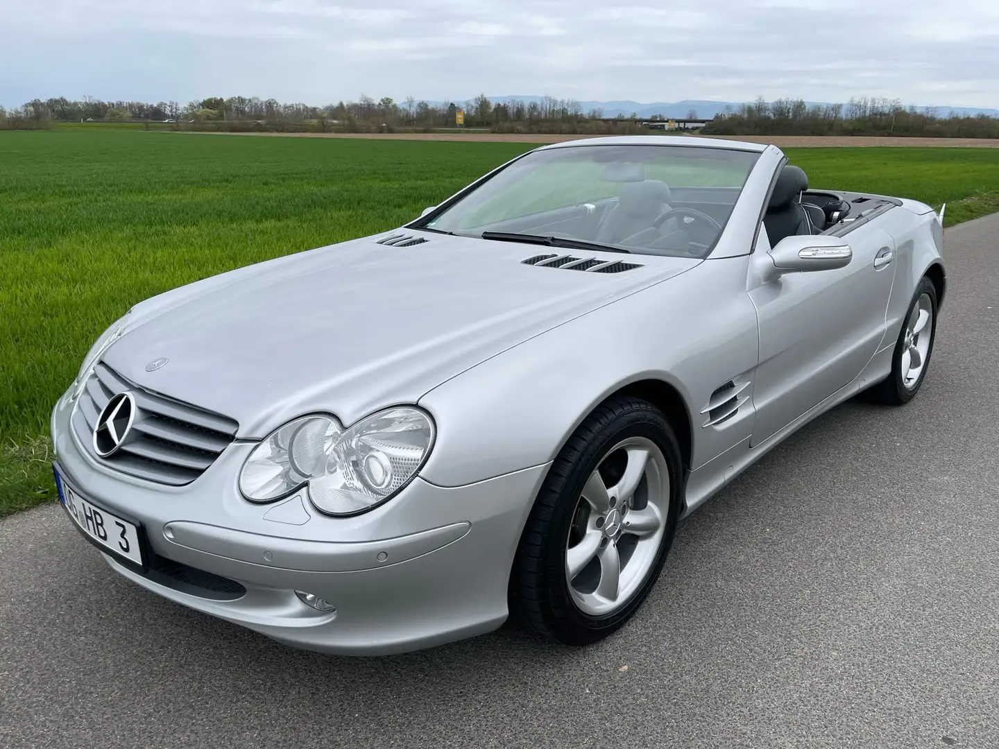 Mercedes-Benz SL 350 im absoluten Bestzustand, Deutsches Auto Silber - 1