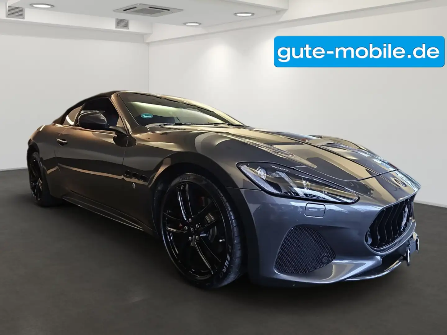 Maserati GranCabrio MC Line Grau - 2