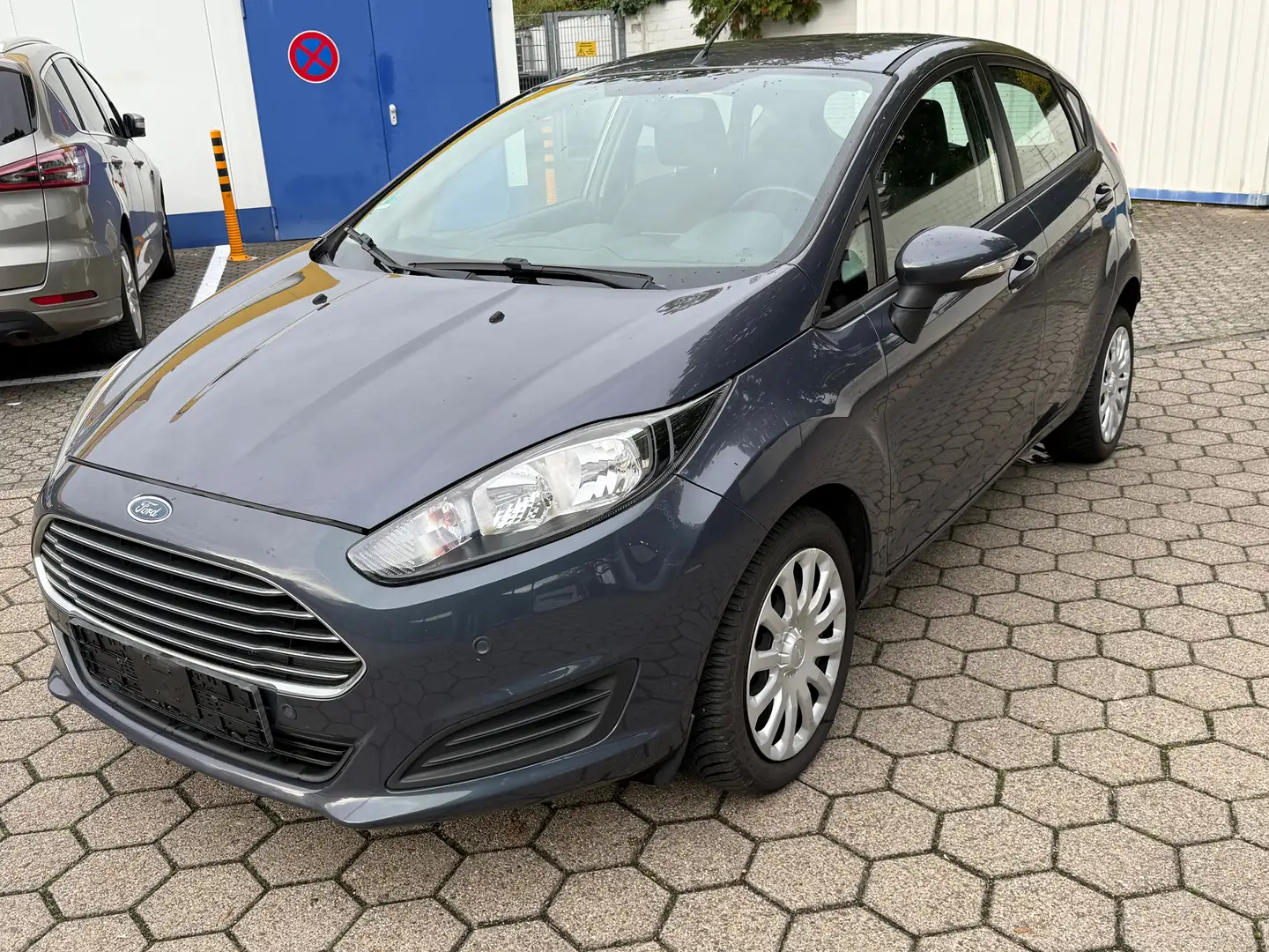 Ford Fiesta Trend*5-Türig* Scheckheftgepflegt*Klima* Grau - 1