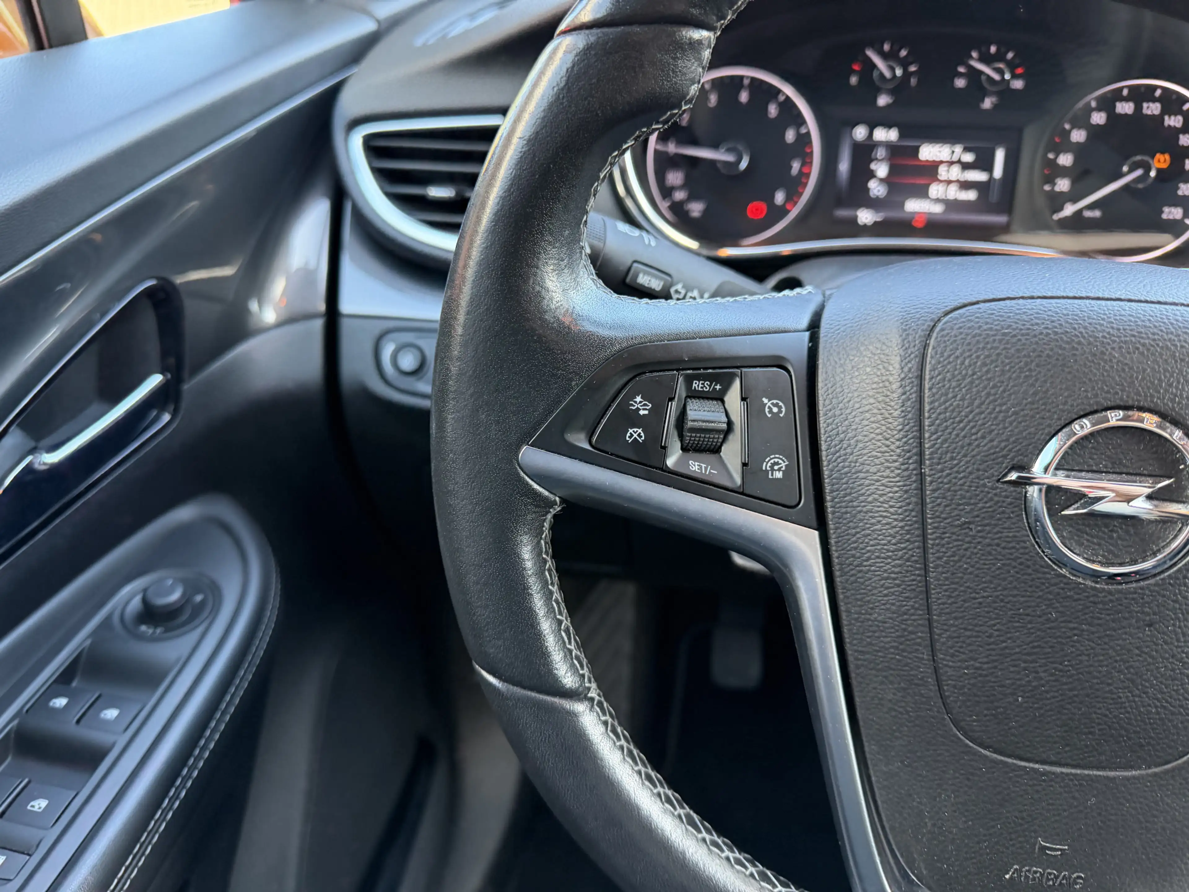 Opel Mokka X 1.4 Turbo Innovation Trekhaak/Navi/Camera/ECC. — photo 21